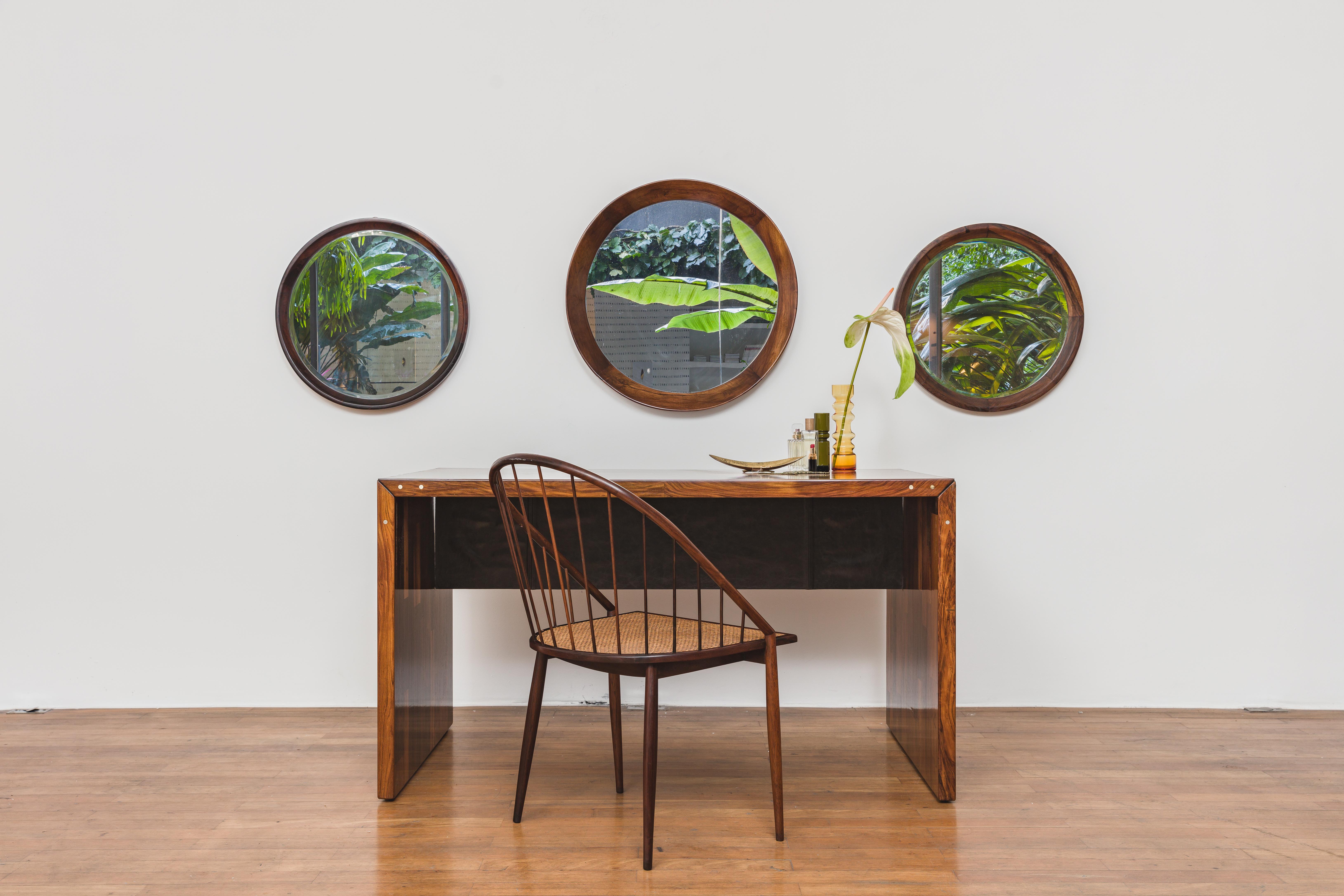 Round Rosewood Mirror by Sergio Rodrigues (attributed), 1960s In Good Condition For Sale In New York, NY