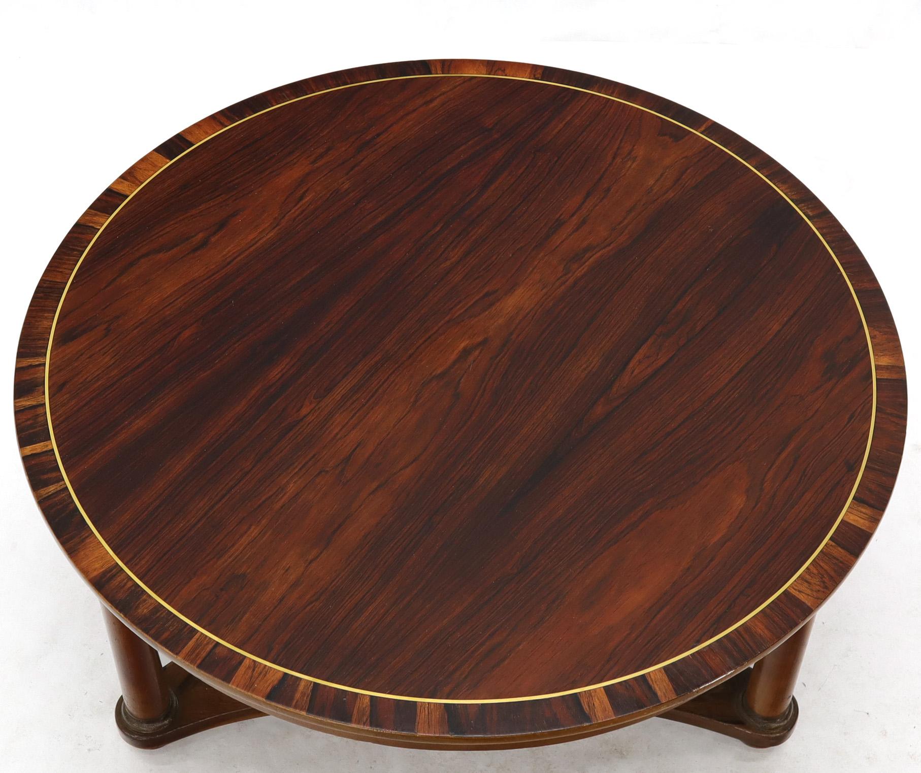 Round Rosewood Neoclassical Rosewood Banded Top Coffee Center Table In Good Condition For Sale In Rockaway, NJ