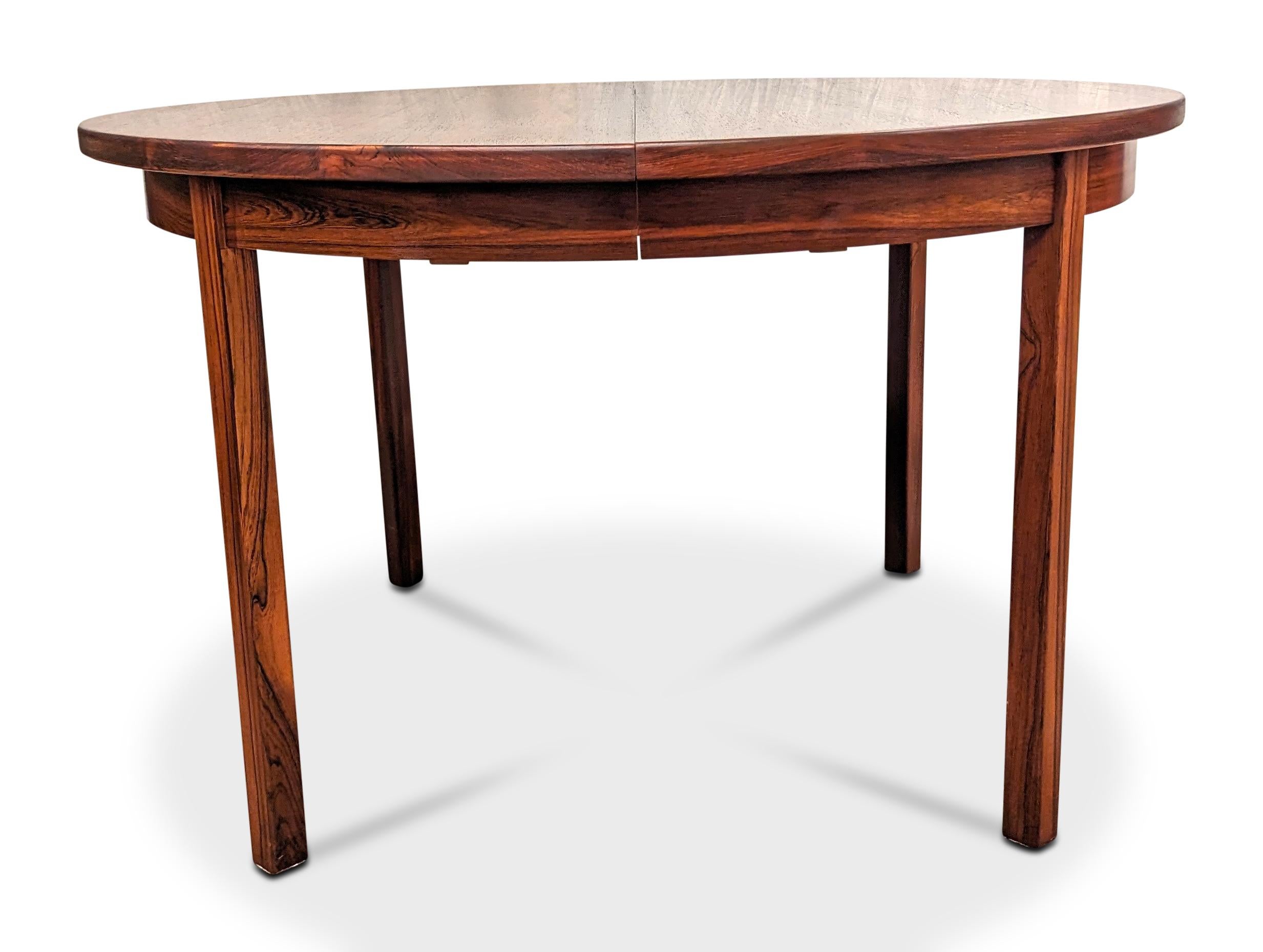 Vintage Danish mid-century modern, made in the 1950's - Recently refurbished

Brazilian rosewood have been illegal to harvest since 1961 and on the U.N. CITES list of endangered spices since 1992. For each piece of rosewood furniture we import to