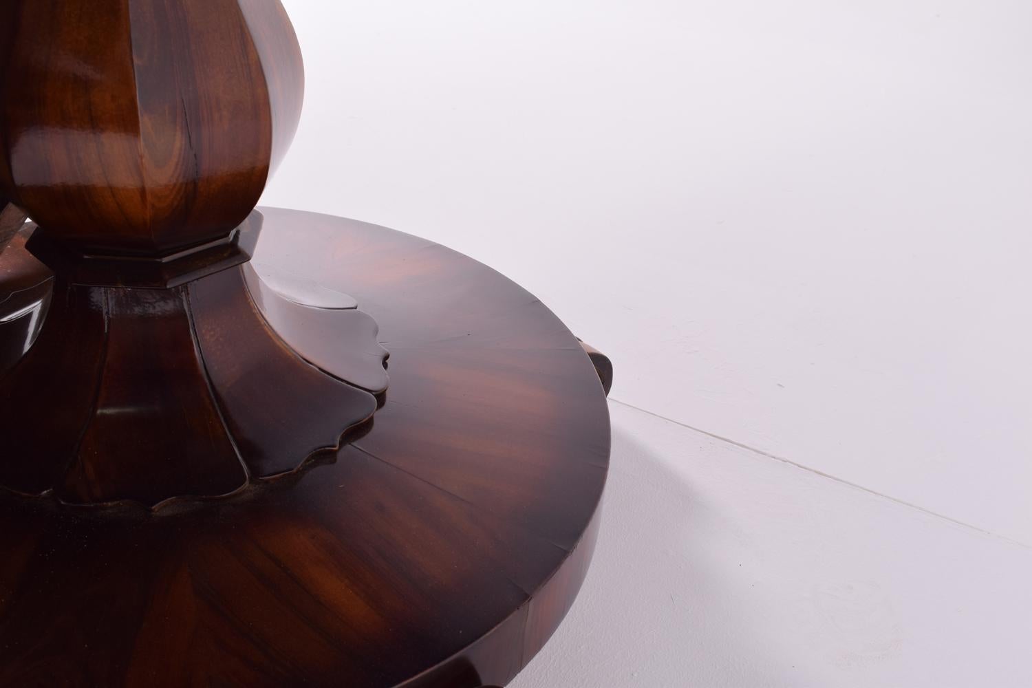 19th Century Romantic Round Veneered Rosewood Tilt Top Breakfast English Table 9