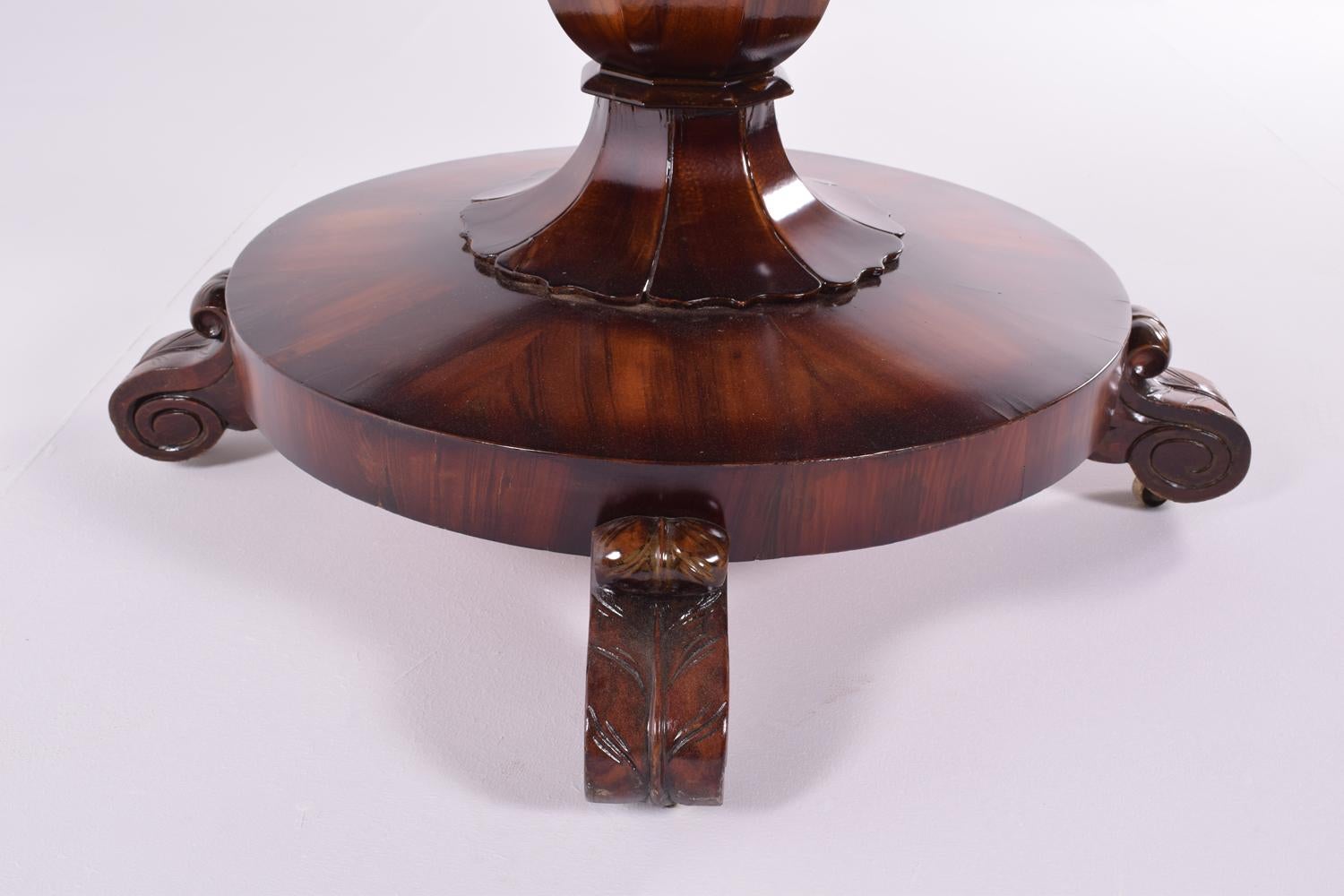 19th Century Romantic Round Veneered Rosewood Tilt Top Breakfast English Table 3
