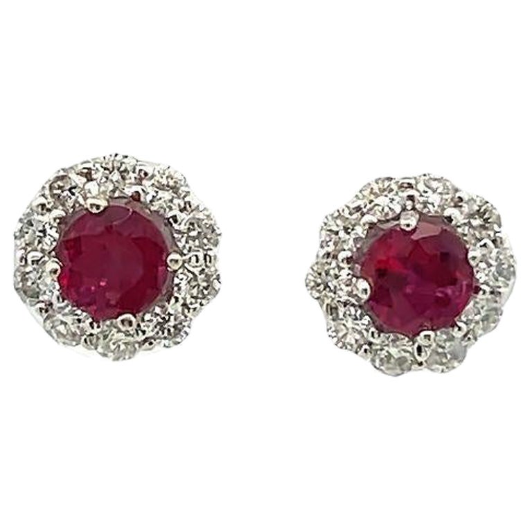 Boucles d'oreilles en or blanc 18 carats avec rubis rond 0,77 carat et diamants ronds 0,45 carat