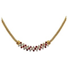 Collier grappe intégral en or 14 carats avec rubis rond et diamants