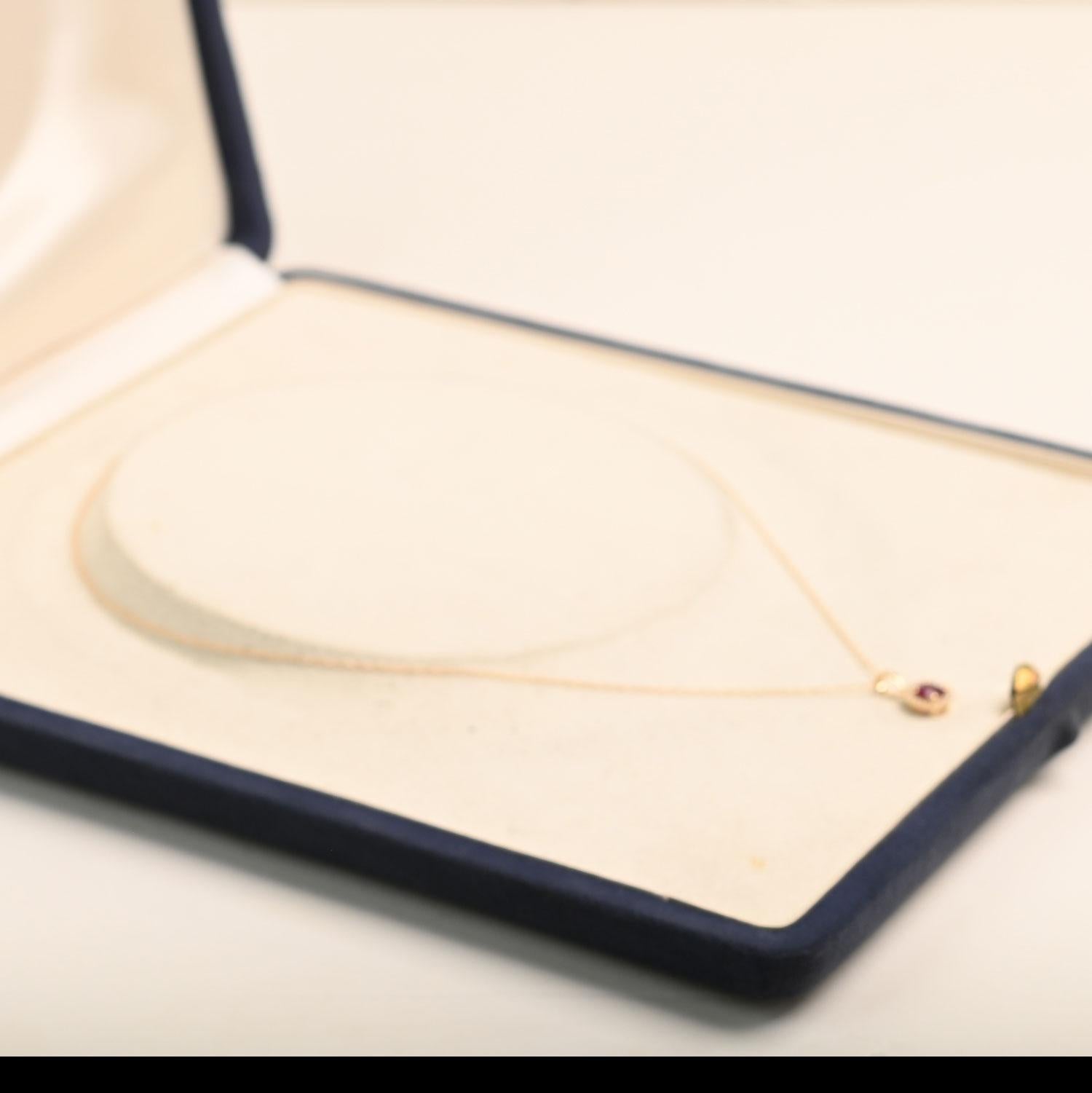 Art Deco Round Ruby with Diamond Halo Necklace (Approx 0.50-Carats) 14K Yellow Gold For Sale