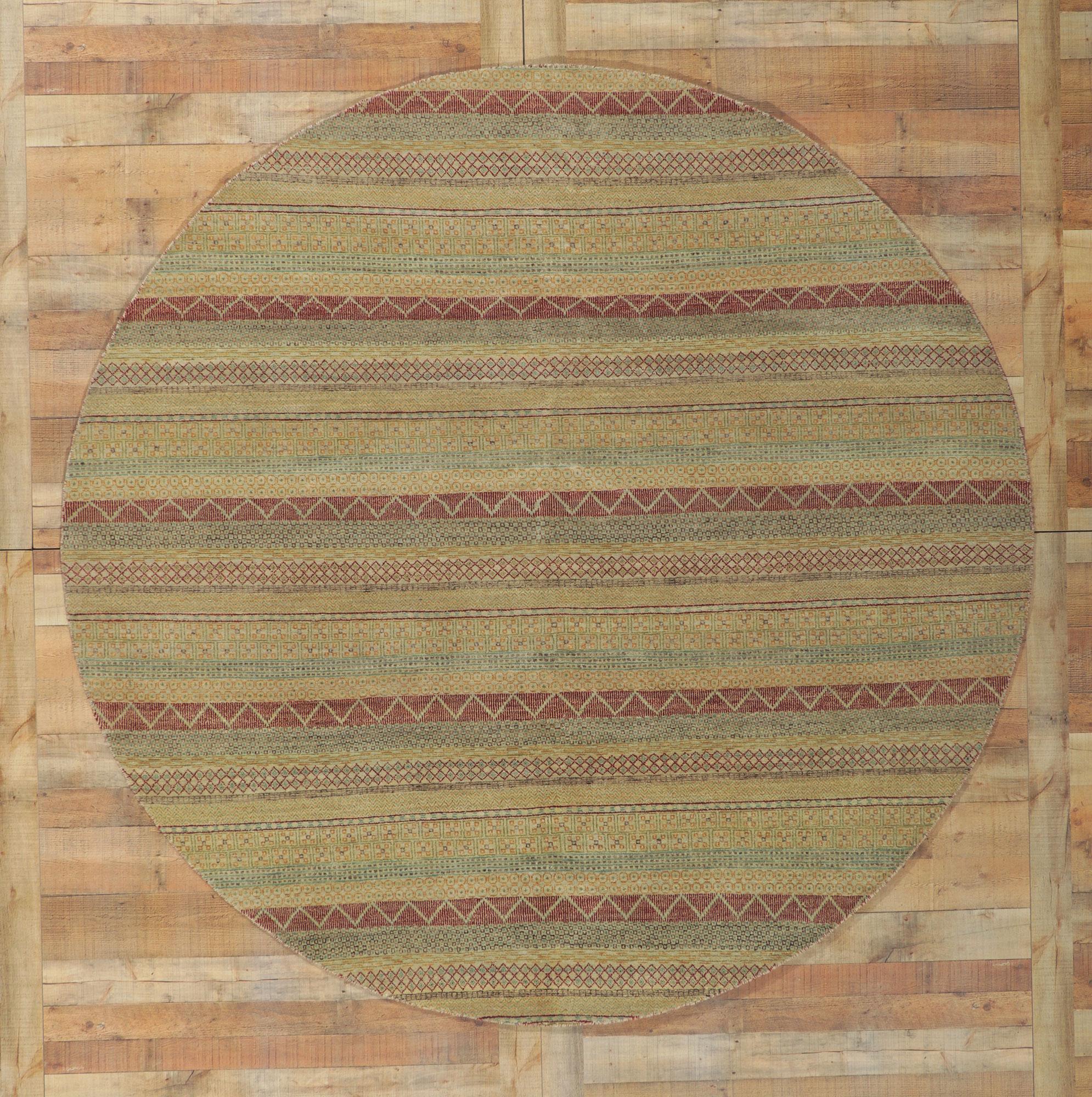 New Contemporary Striped Round Area Rug with Modern Style For Sale 2