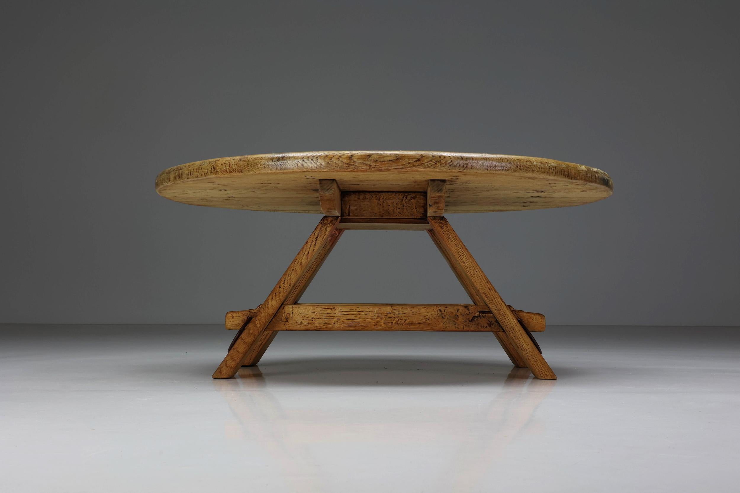 Mid-20th Century Round Rustic Coffee Table with Ring I, Mid-Century Modern, Wabi-Sabi, 1960's