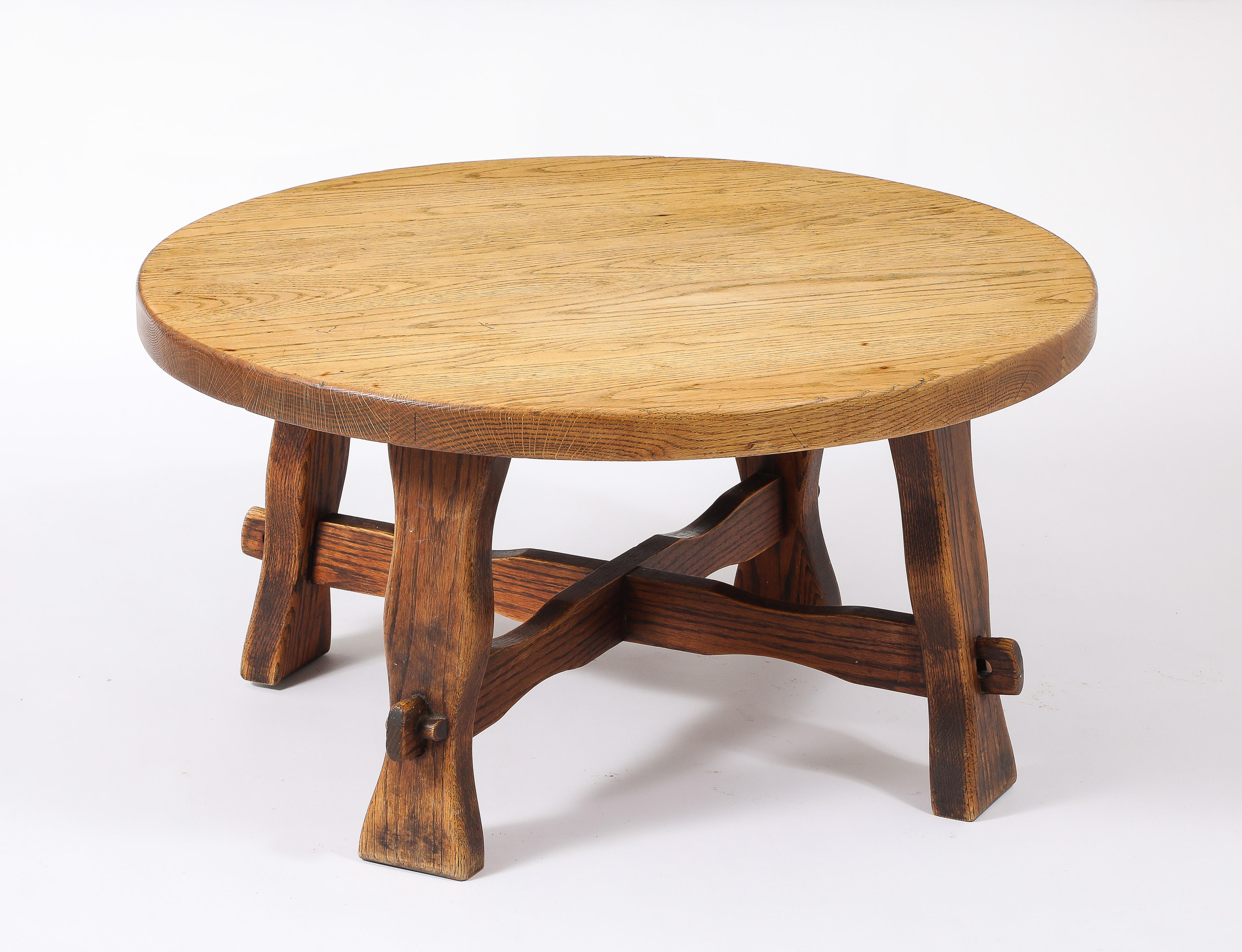 Round Rustic Oak Coffee Table, France 1940's In Good Condition For Sale In New York, NY