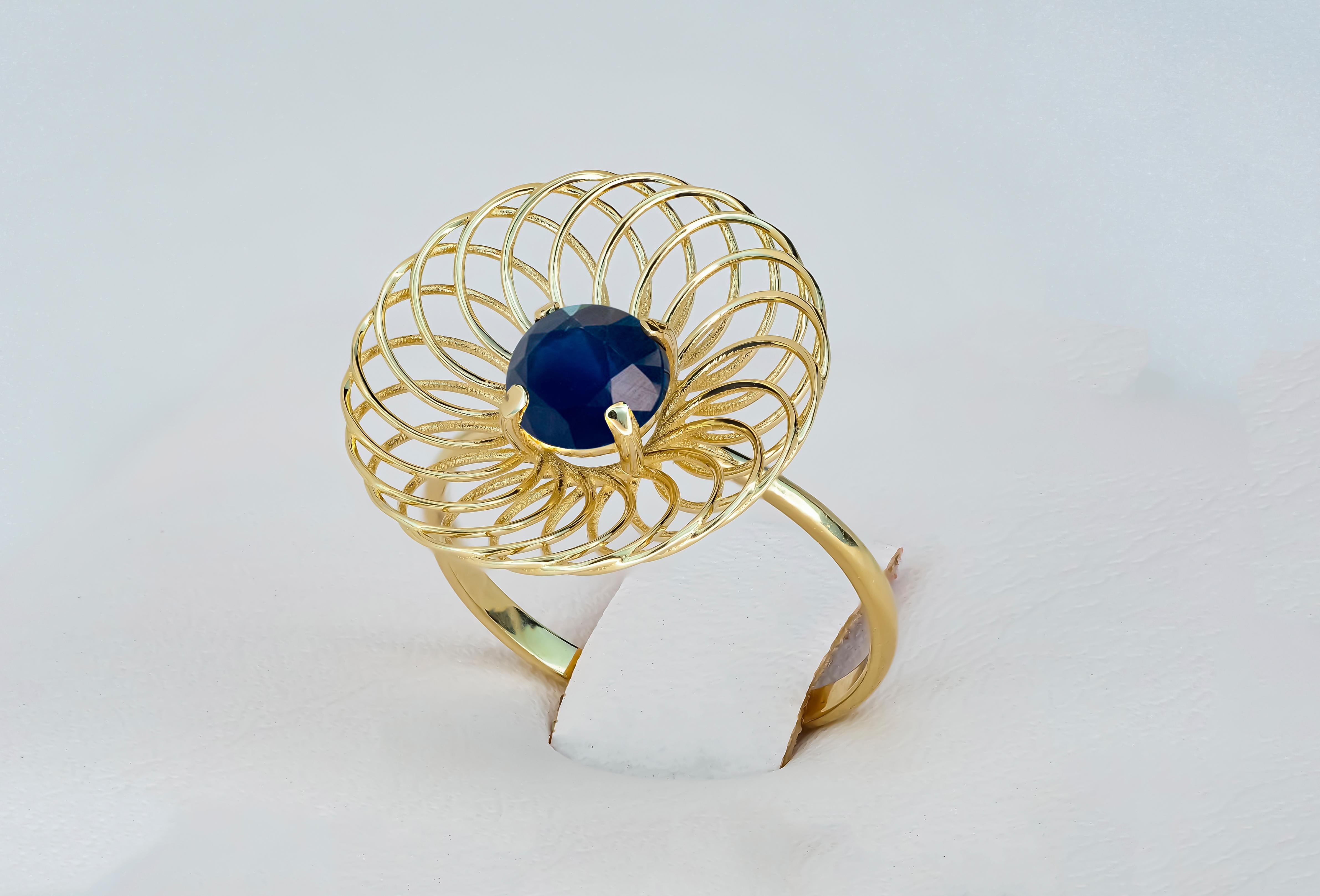 Round Cut Round sapphire 14k gold ring.  For Sale