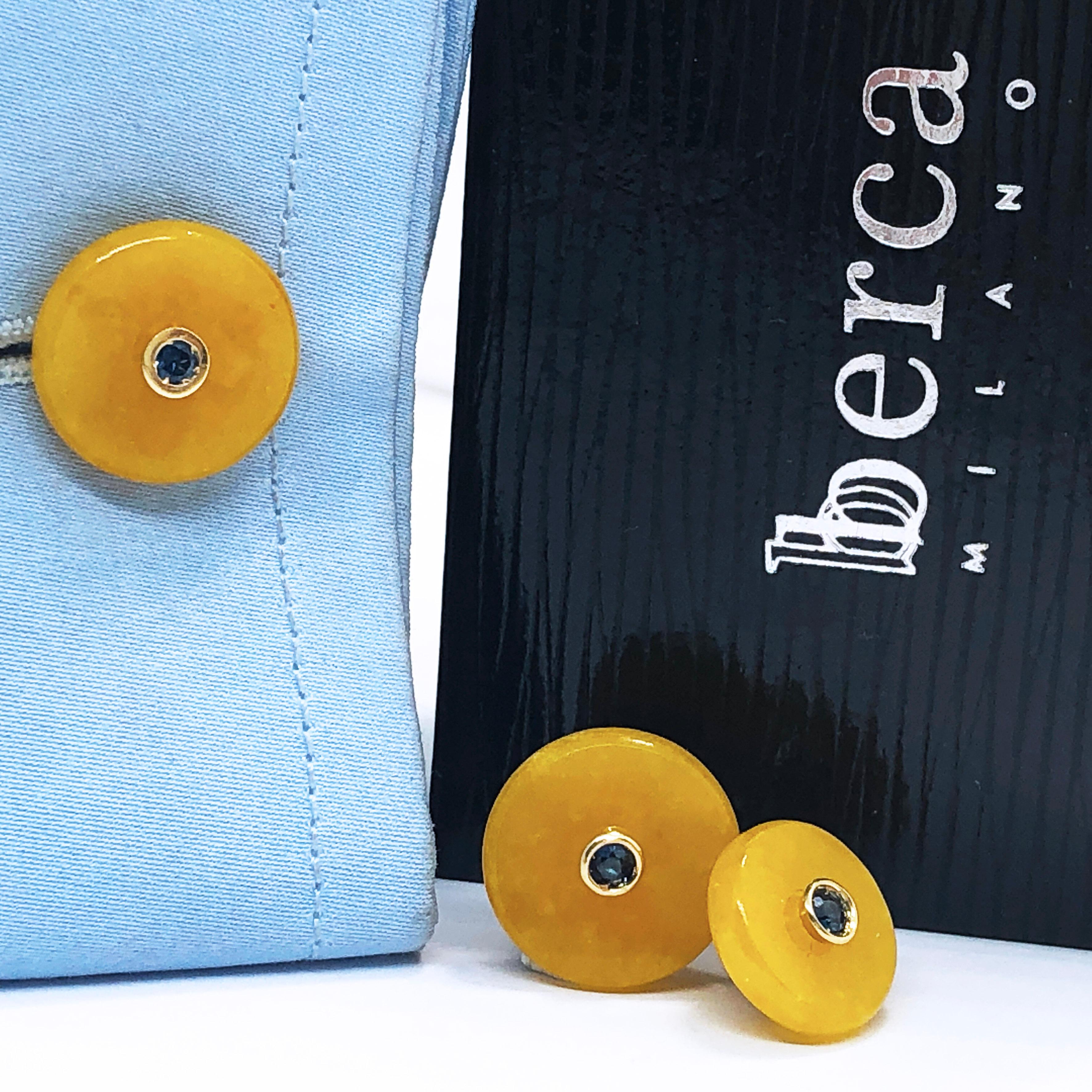 Berca Blue Sapphire in a 19.50 Kt Yellow Jade Disk 18K Gold Setting Cufflinks For Sale 4