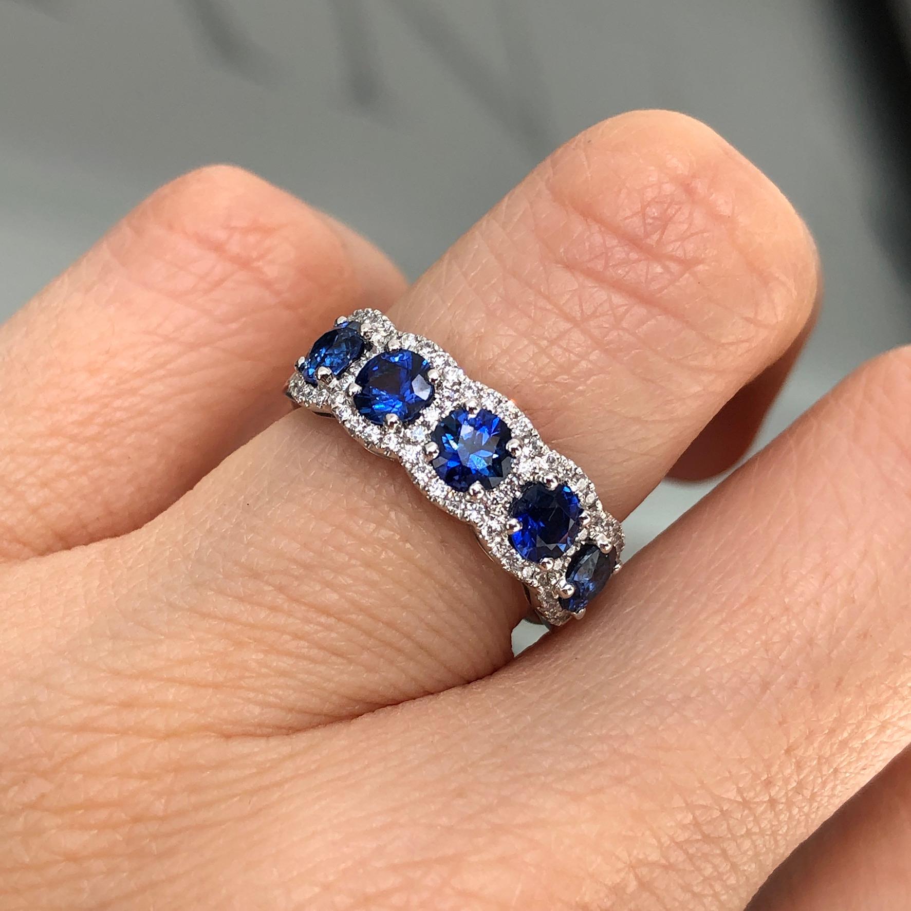 Round Sapphires and Diamond Band Ring For Sale 3