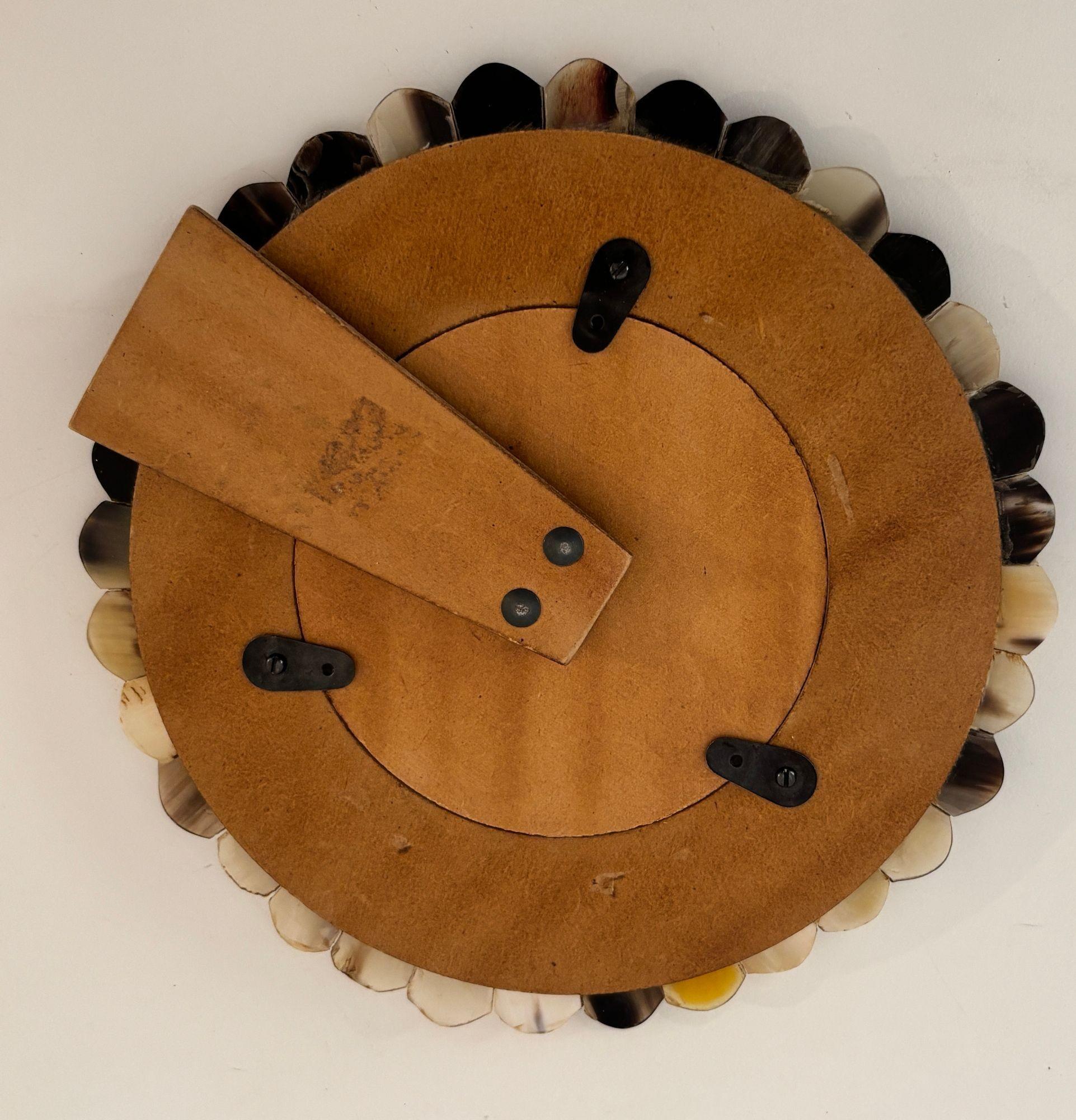 Round Scalloped Picture Frame in White and Brown Horn Bone Inlaid For Sale 1