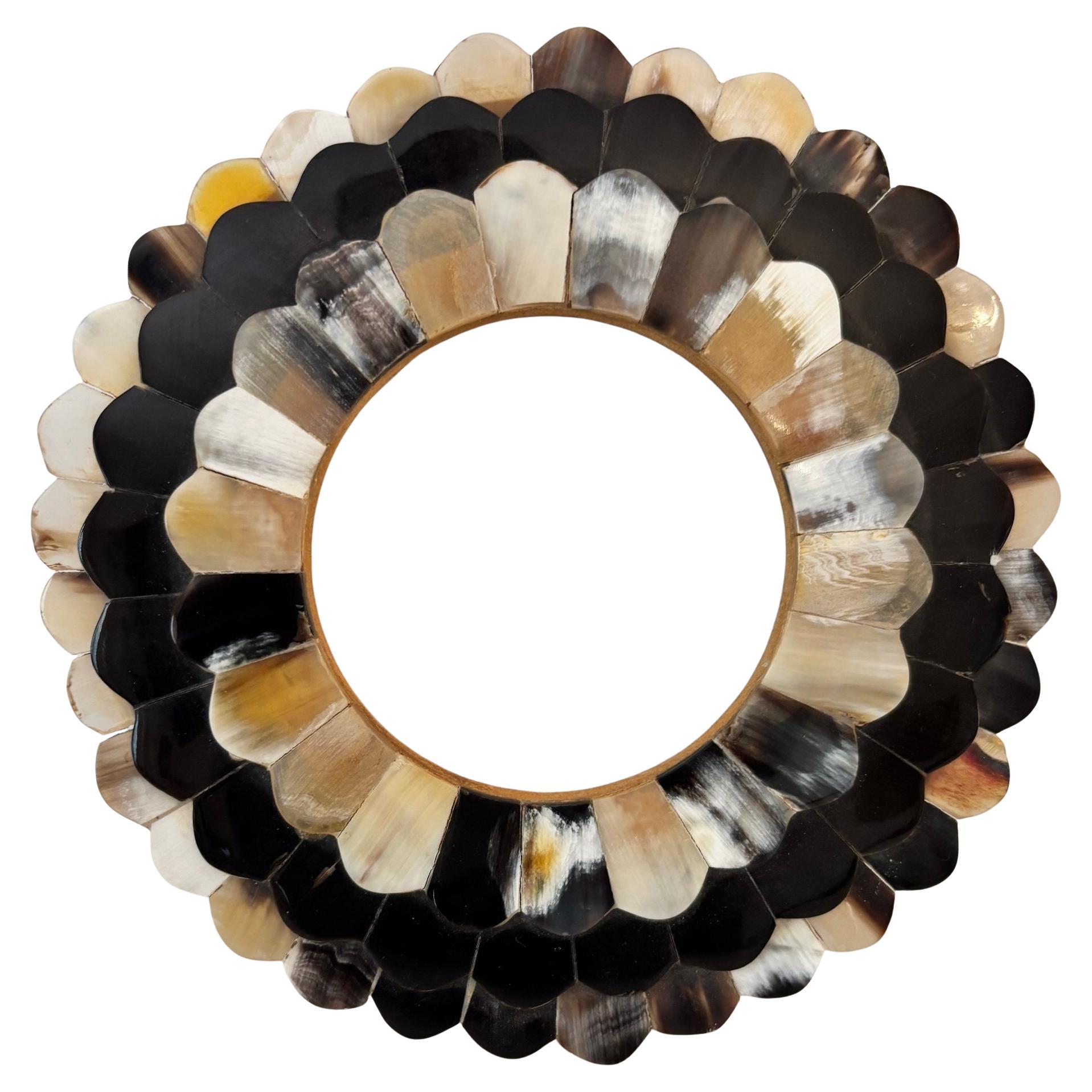 Round Scalloped Picture Frame in White and Brown Horn Bone Inlaid