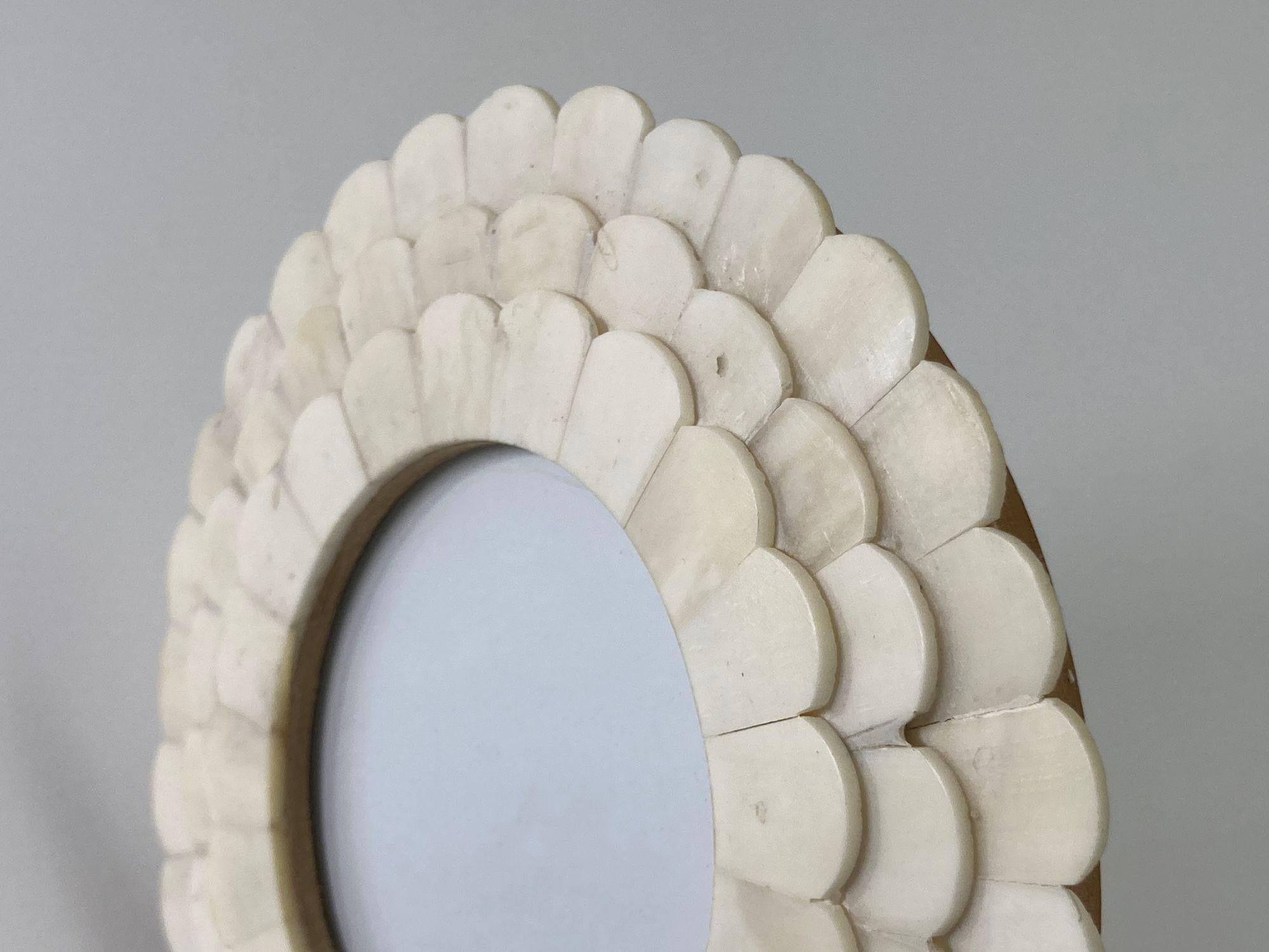 Round Scalloped Picture Frame in White Bone Inlaid For Sale 8