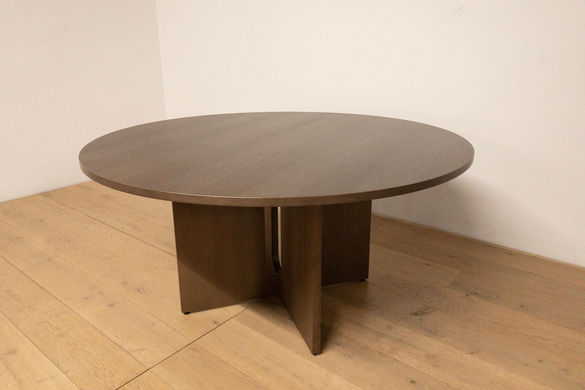 Contemporary Round Scandinavian Dining Table with Modern Solid Oak Base For Sale