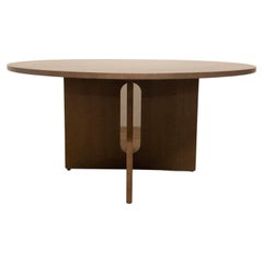 Tavolo da pranzo rotondo scandinavo con base moderna in massello di Oak