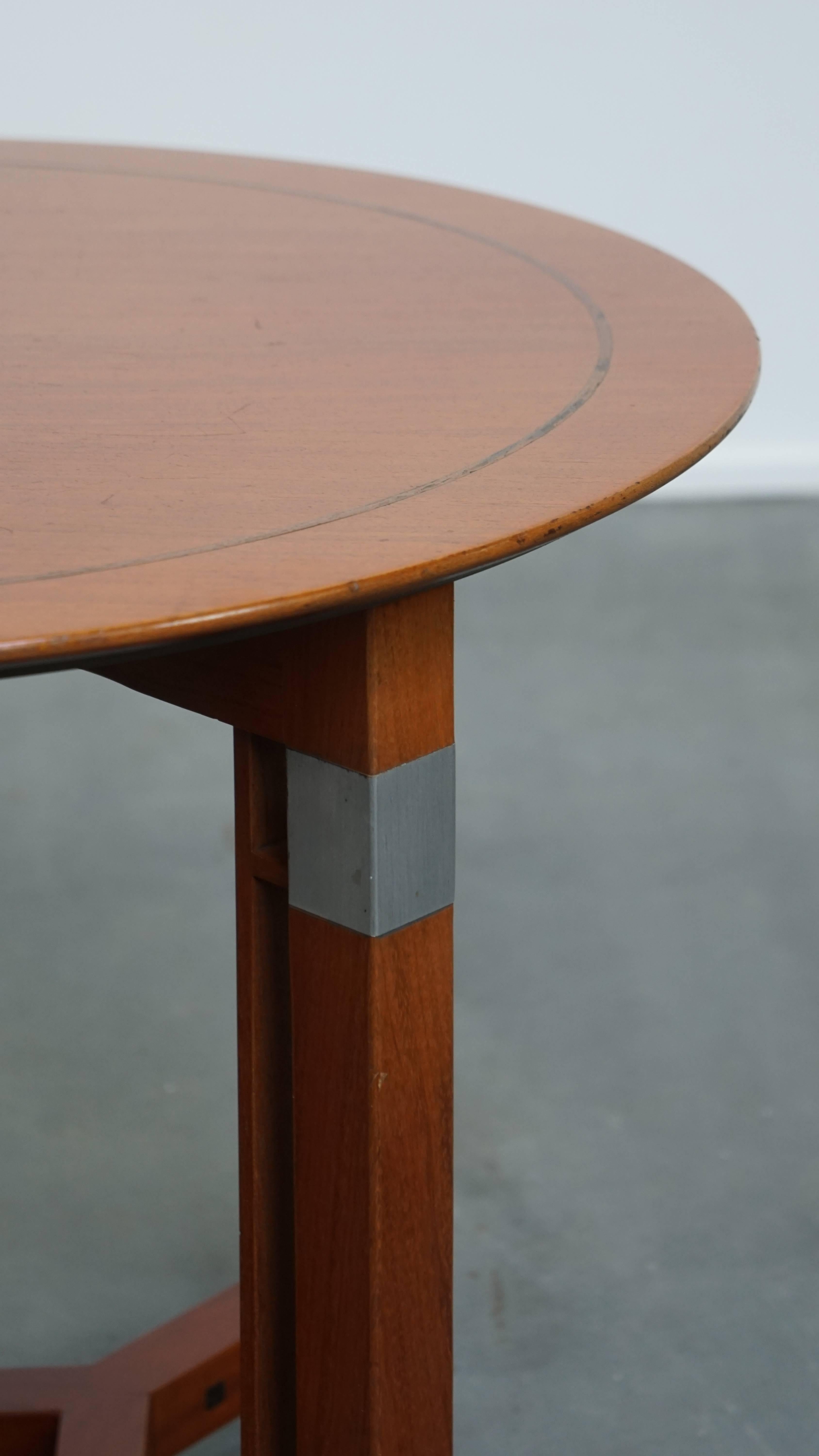 20th Century Round Schuitema Side/Coffee Table in Art Deco For Sale