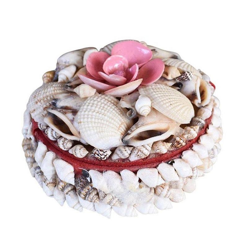 American Classical Round Sea Shell Encrusted Pink Flower Motif Decorative Box with Lid For Sale