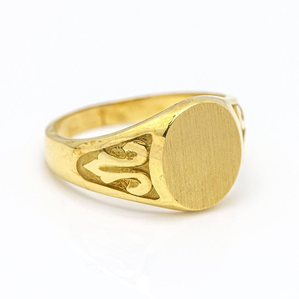 Unisex Gold Seal Ring  Size 20  18kt Yellow Gold  6.30 grams.  Brand New Product  Ref.: D359735LF