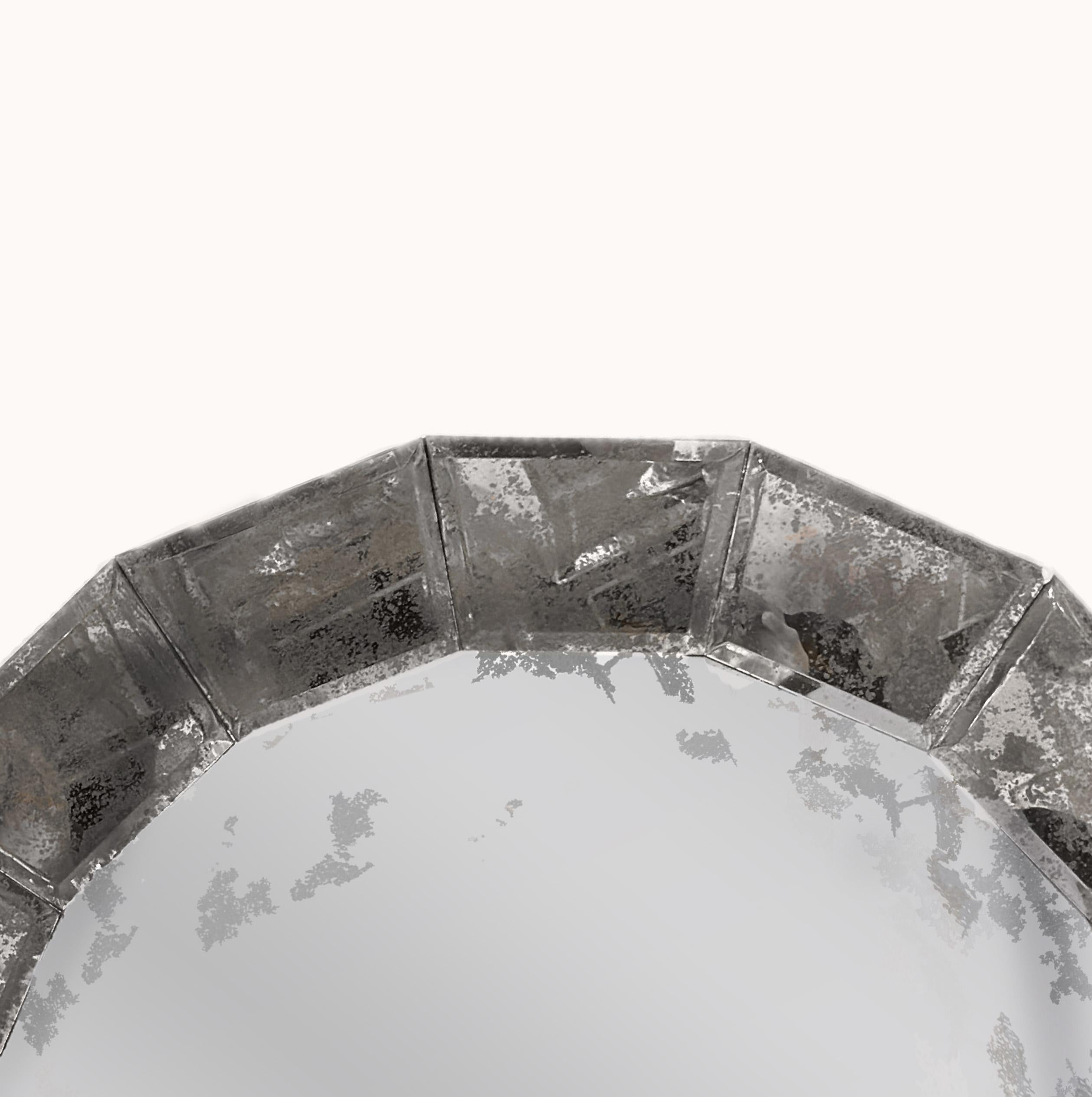 Italiano Specchio rotondo a segmenti Antique Mirror con cornice in vendita