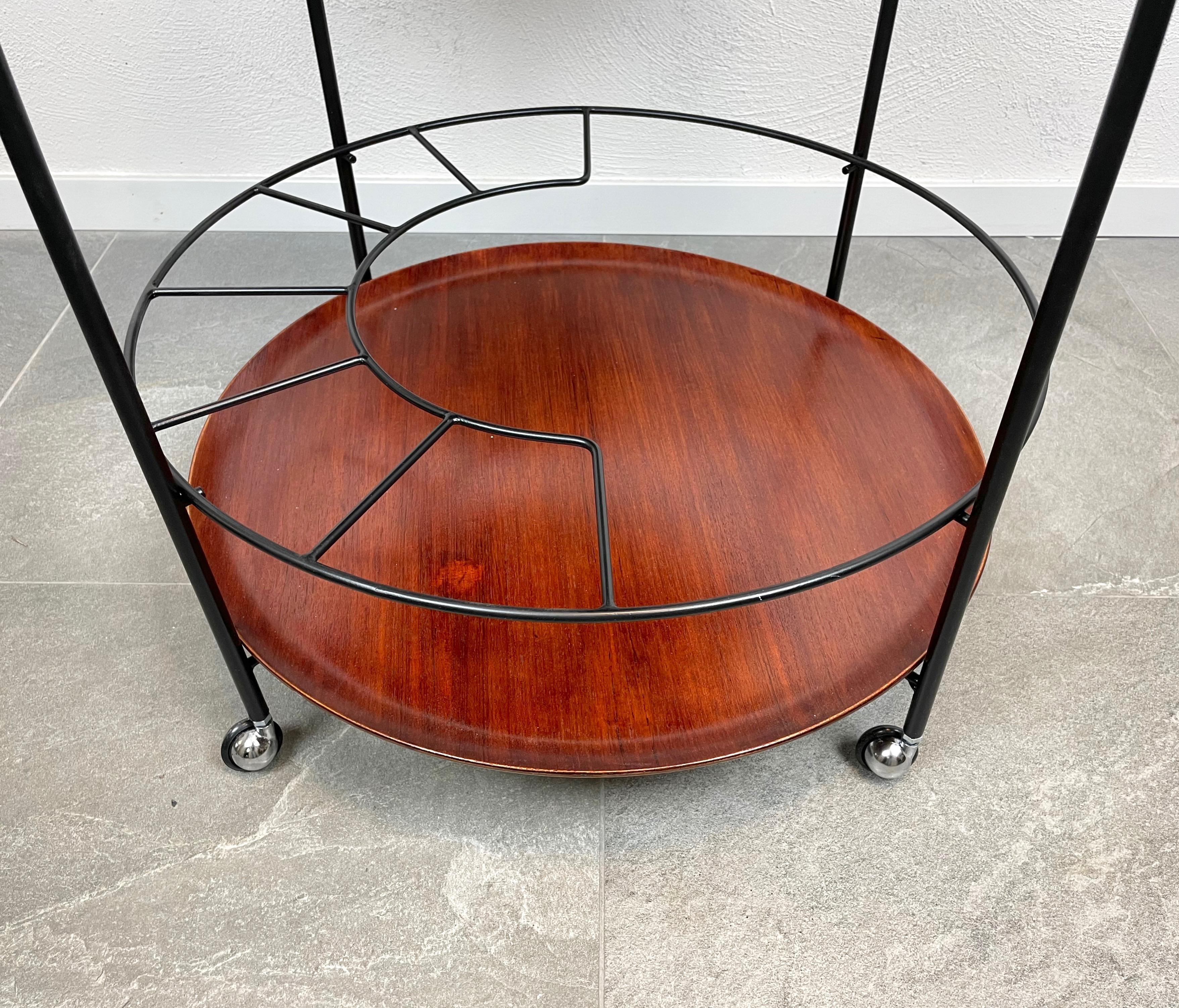 Round Serving Cart Tray in Teak and Black Metal, Italy, 1960s For Sale 3
