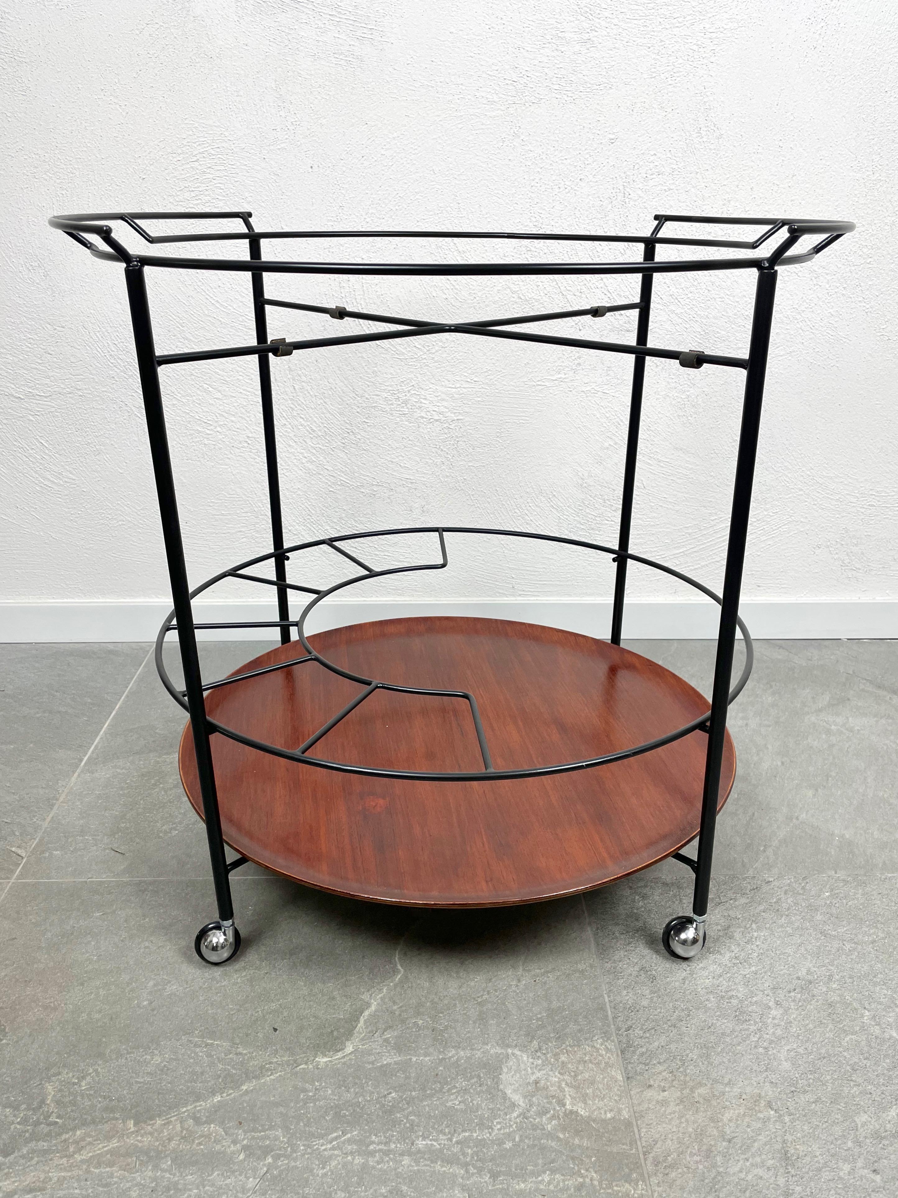 Round Serving Cart Tray in Teak and Black Metal, Italy, 1960s For Sale 1
