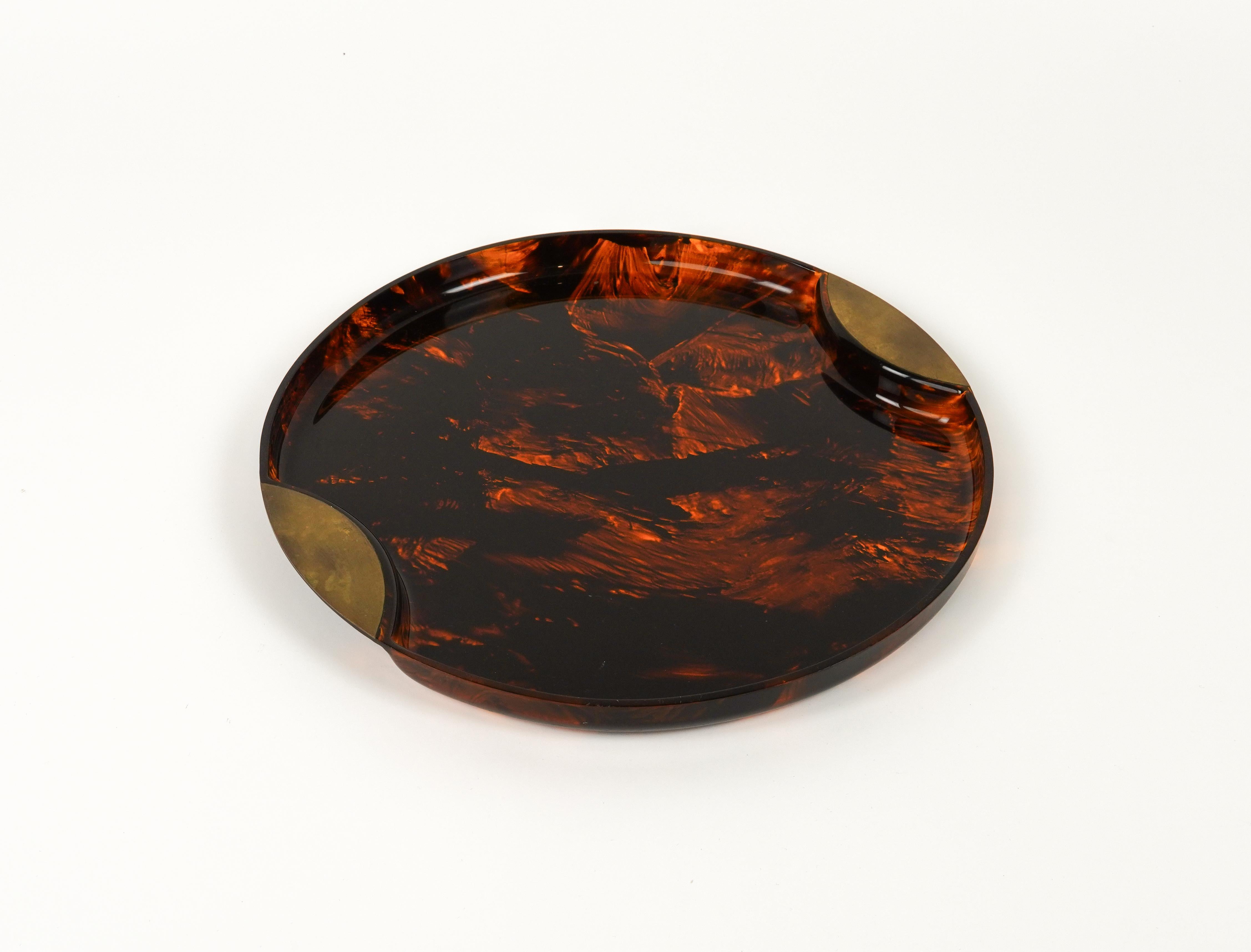 Metal Round Serving Tray in Lucite Faux Tortoiseshell & Brass by Guzzini, Italy 1970s