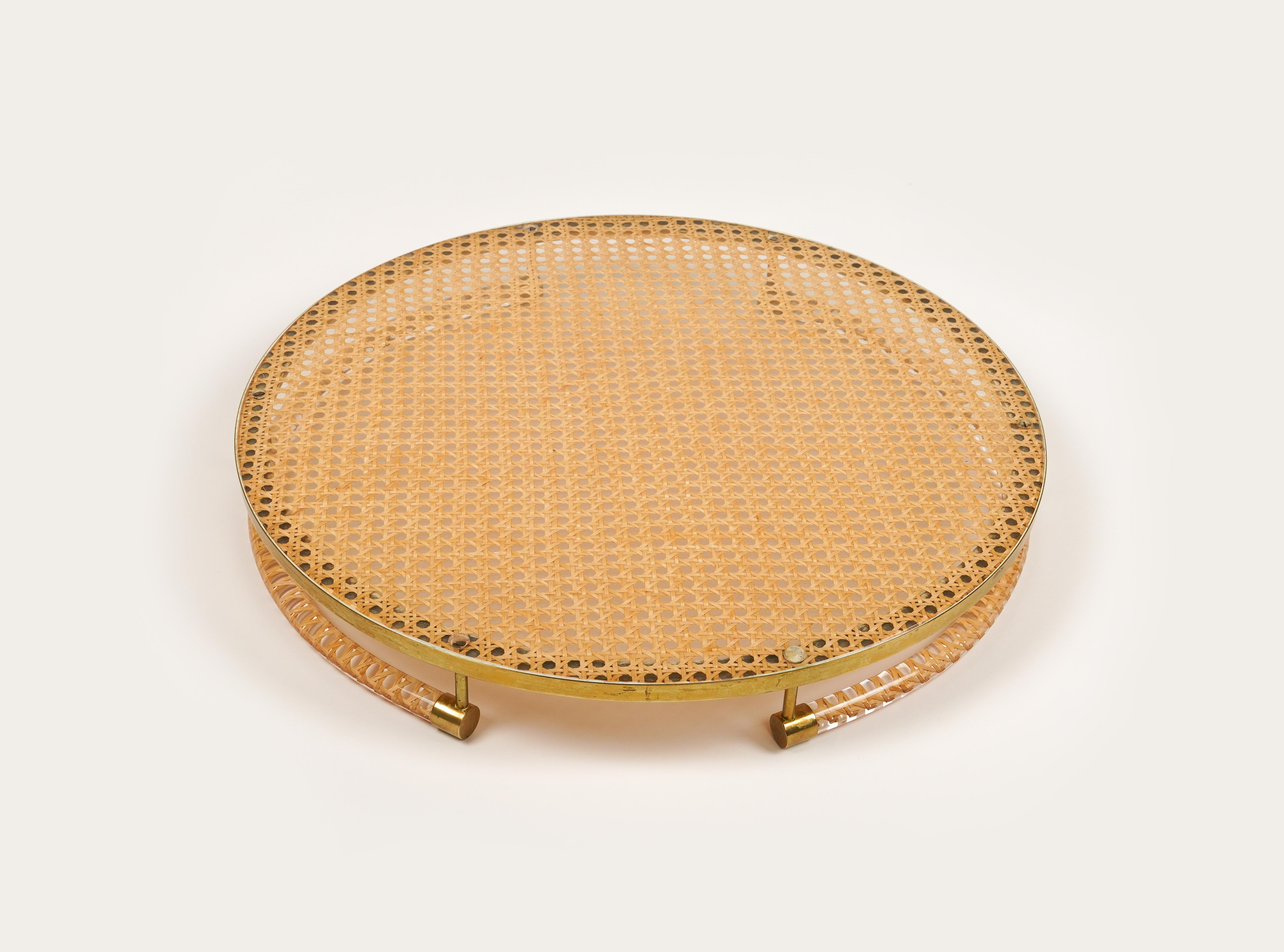 Round Serving Tray in Lucite, Rattan and Brass Christian Dior Style, Italy 1970s For Sale 6