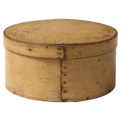 Round Shaker Pantry Box, United States, 19th C Antique Round Shaker Pantry Box, United States, 19th C