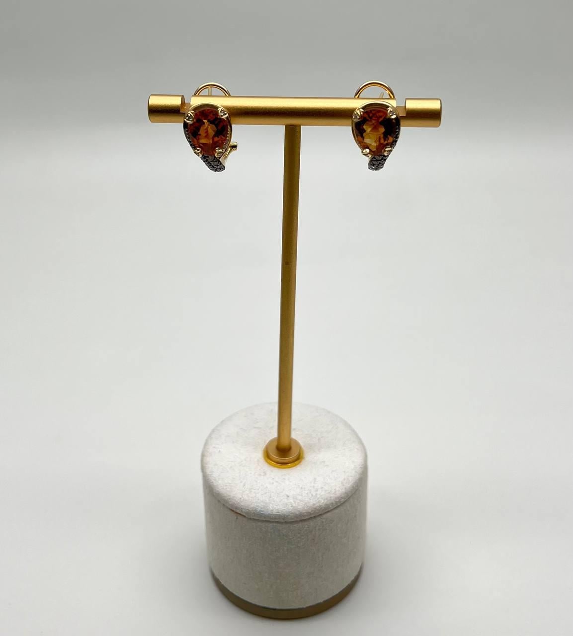 Pear Cut Round Shape Amber Orange Citrine Diamond Pave 14K Yellow Gold Huggie Earrings For Sale