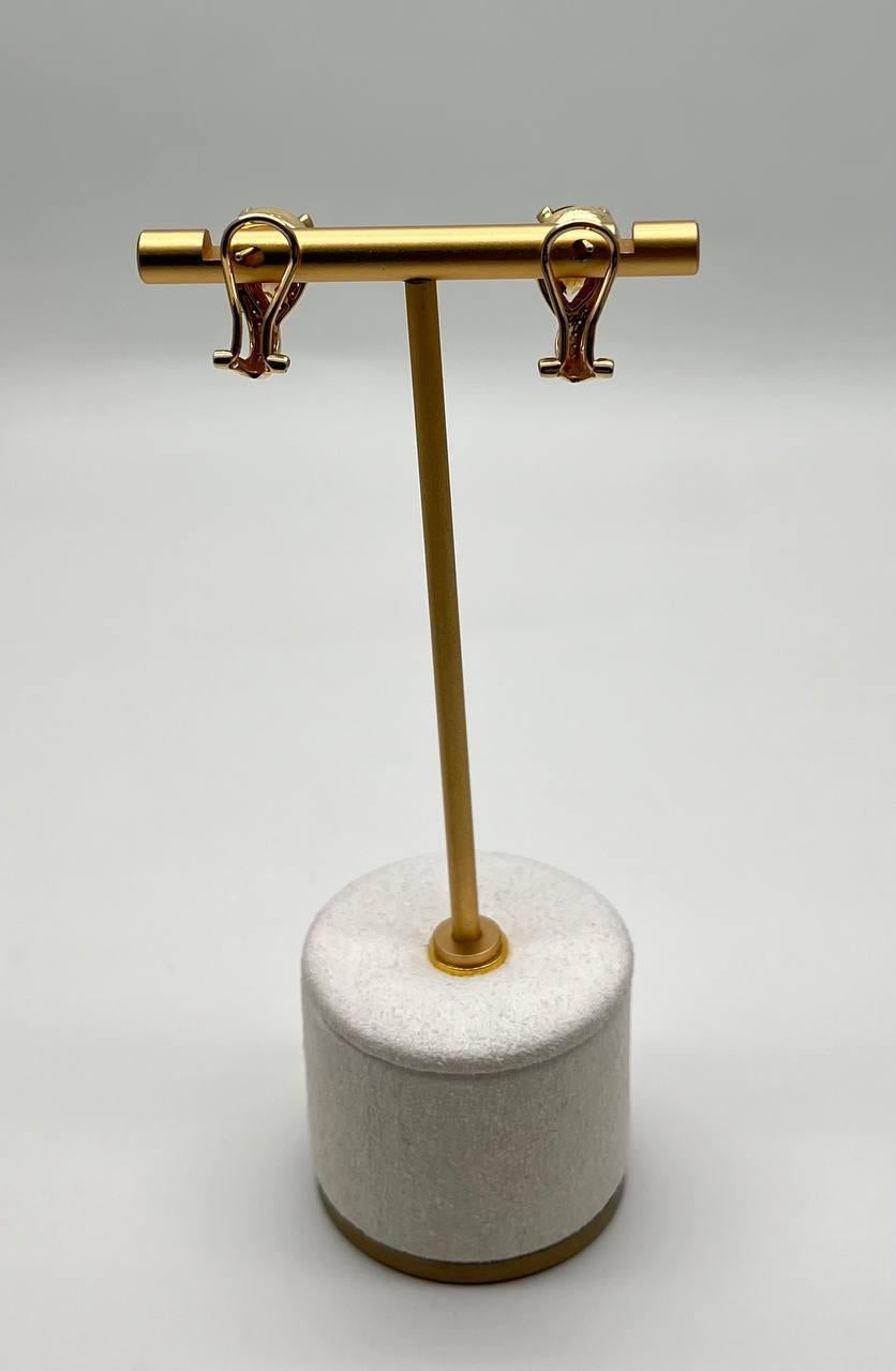 Round Shape Amber Orange Citrine Diamond Pave 14K Yellow Gold Huggie Earrings In New Condition For Sale In Oakton, VA