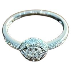 Runde Form Brillant Cluster Halo Set 14K Weißgold Versprechen zierlichen Ring (Rundschliff) im Angebot
