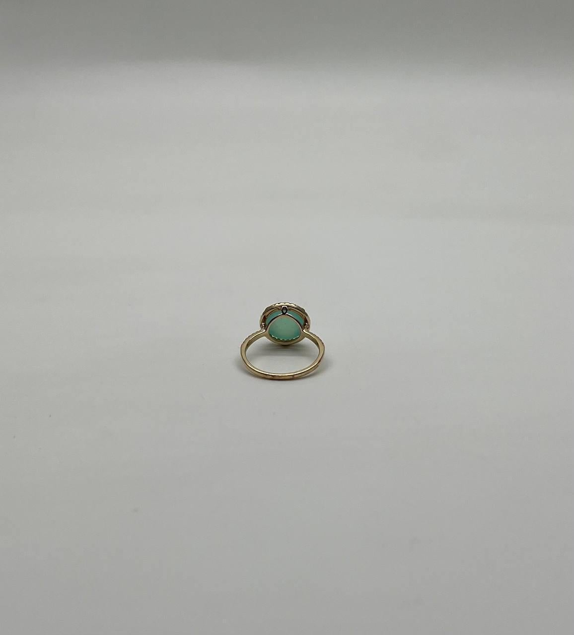 Round Shape Cabochon Green Aquamarine 14K Yellow Gold Diamond Halo Cocktail Ring For Sale 4