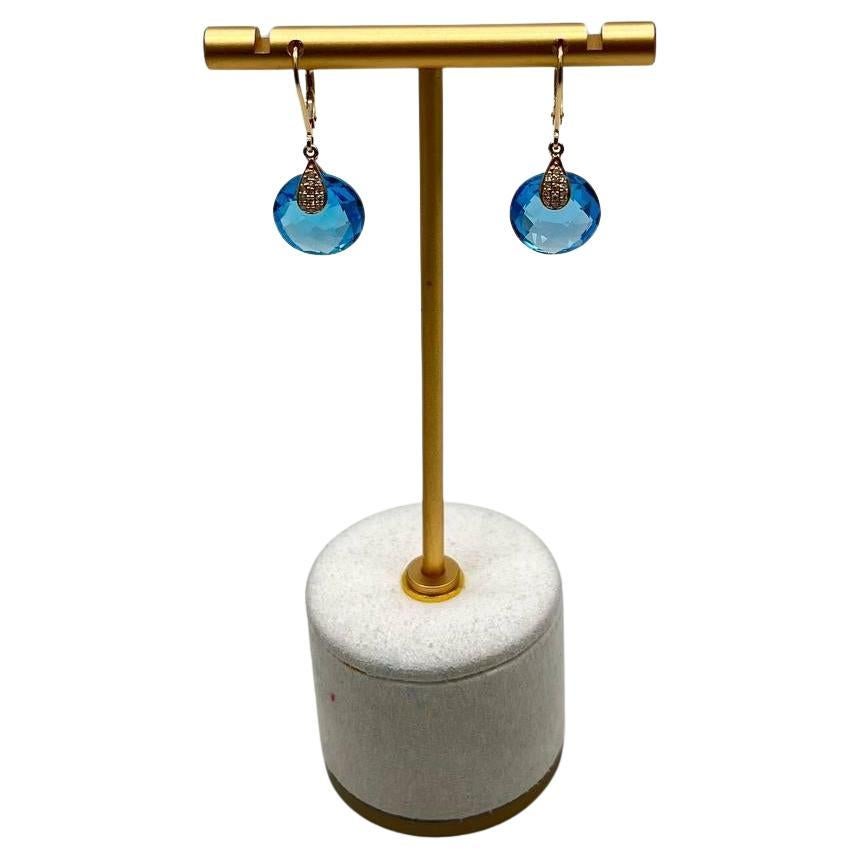 Pendientes de gota de oro amarillo de 14 quilates con diamante topacio azul suizo de corte circular y forma redonda