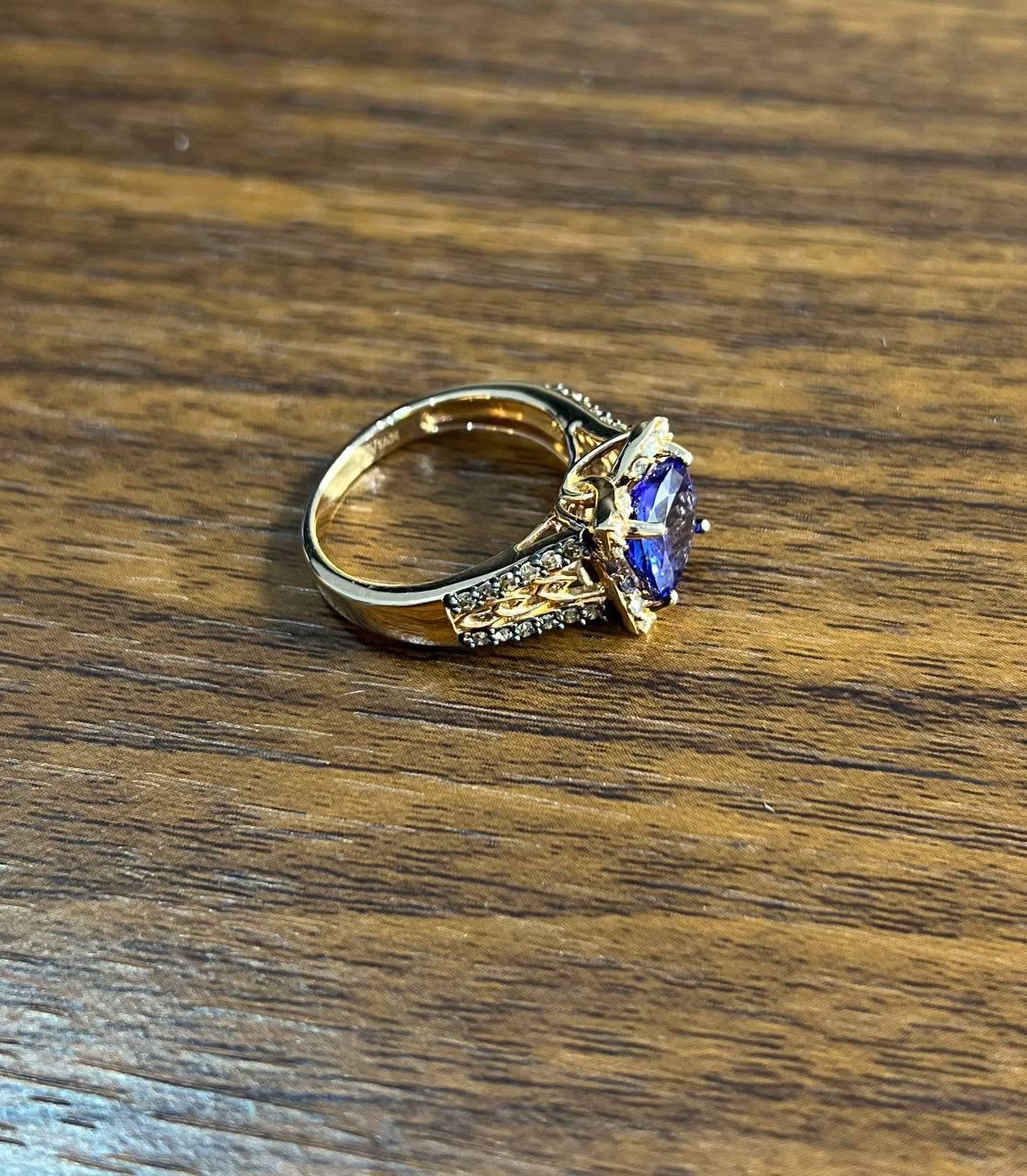 Round Shape Cut Blue Violet Tanzanite White Diamond Statement 14K Rose Gold Ring In New Condition For Sale In Oakton, VA