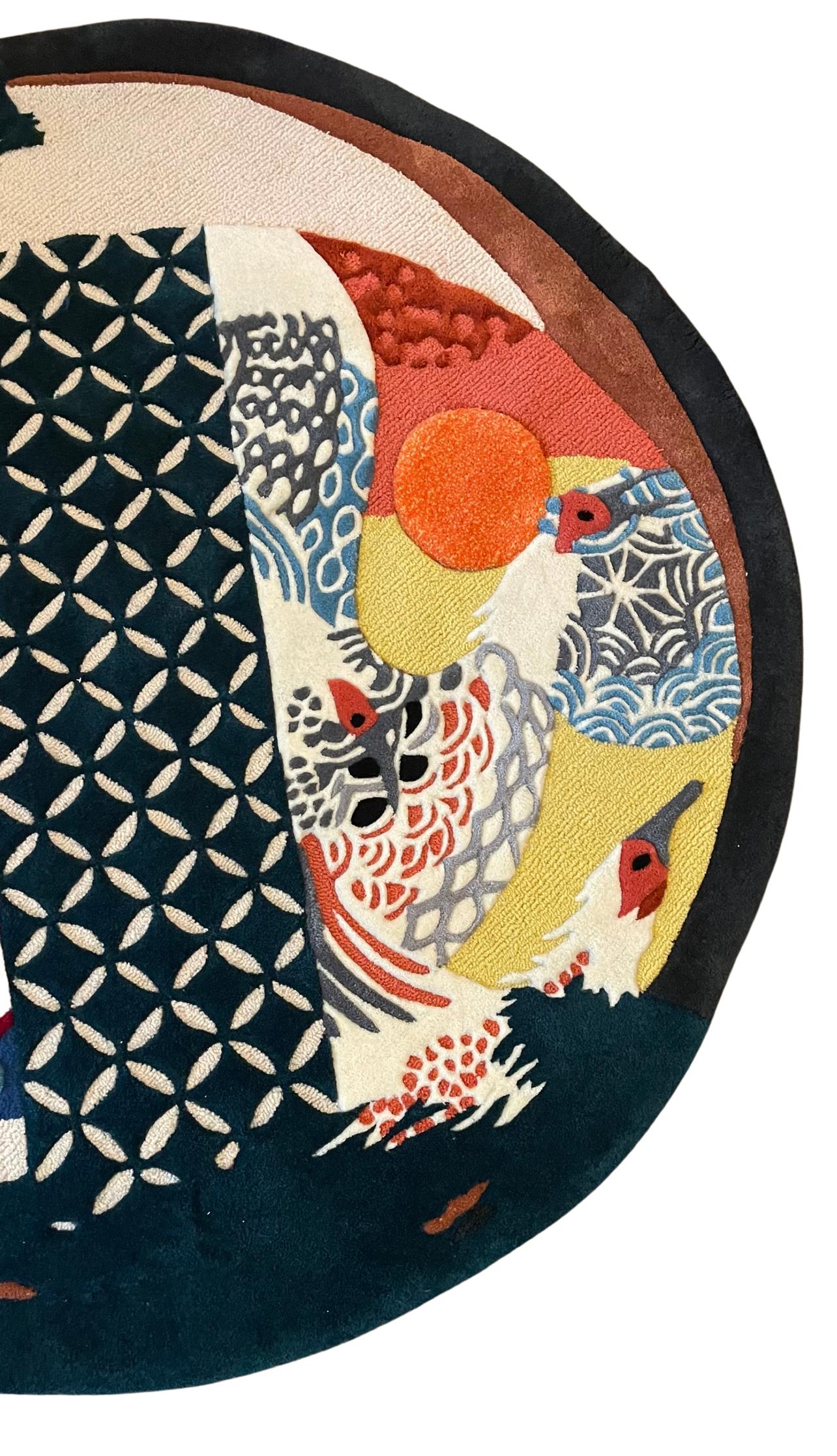 Runder handgetufteter Teppich in Rundform mit japanischem Muster von RAG Home (Indonesisch) im Angebot