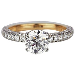Round Shaped 1.00 Carat Pointer Diamond Studded Ring Weighing 2.69 gms 18K Gold