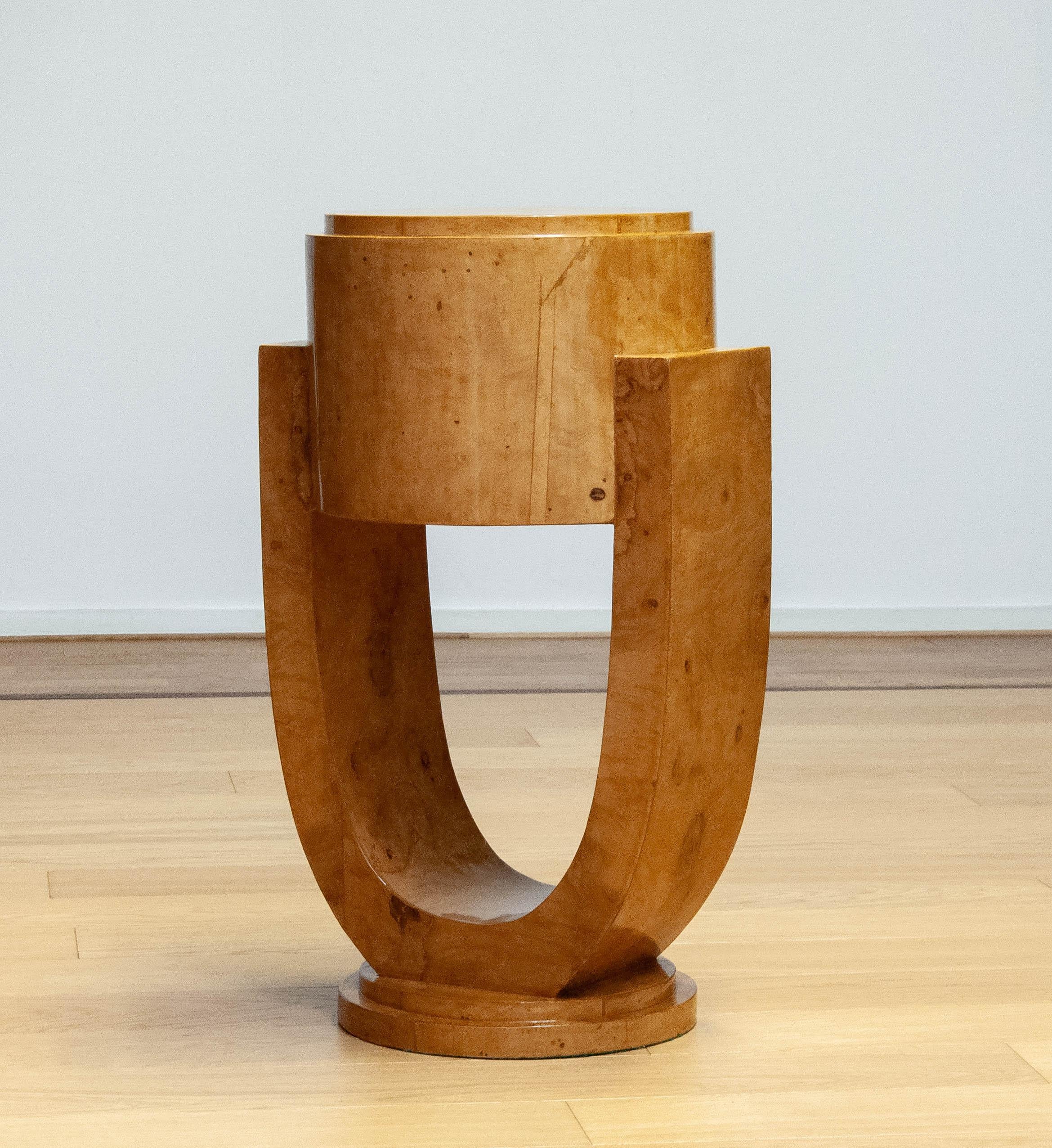 Round Shaped Art Deco Pedestal / Side Table / Night Stand In Poplar Burl 2