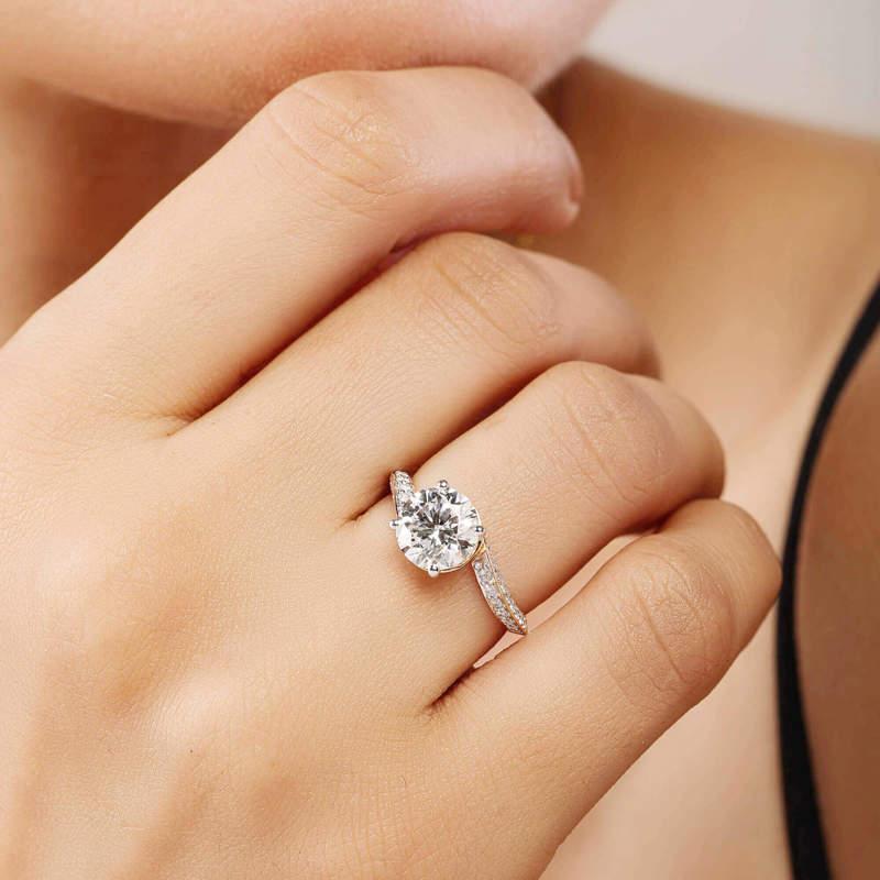 Runde Form Moissanit Ring 2 CT Moissanit Ring 925 Sterling Silber Geschenk. 2