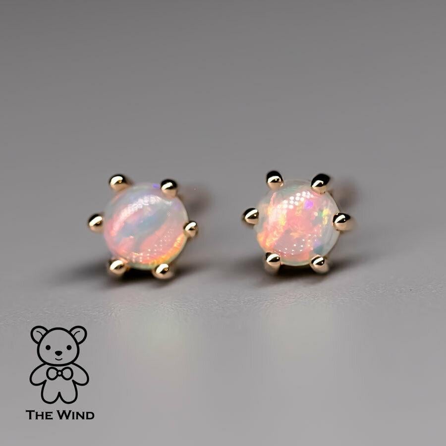 Round Shaped Six Prong Australian Solid Opal Stud Earrings 14K Yellow Gold In New Condition For Sale In Suwanee, GA