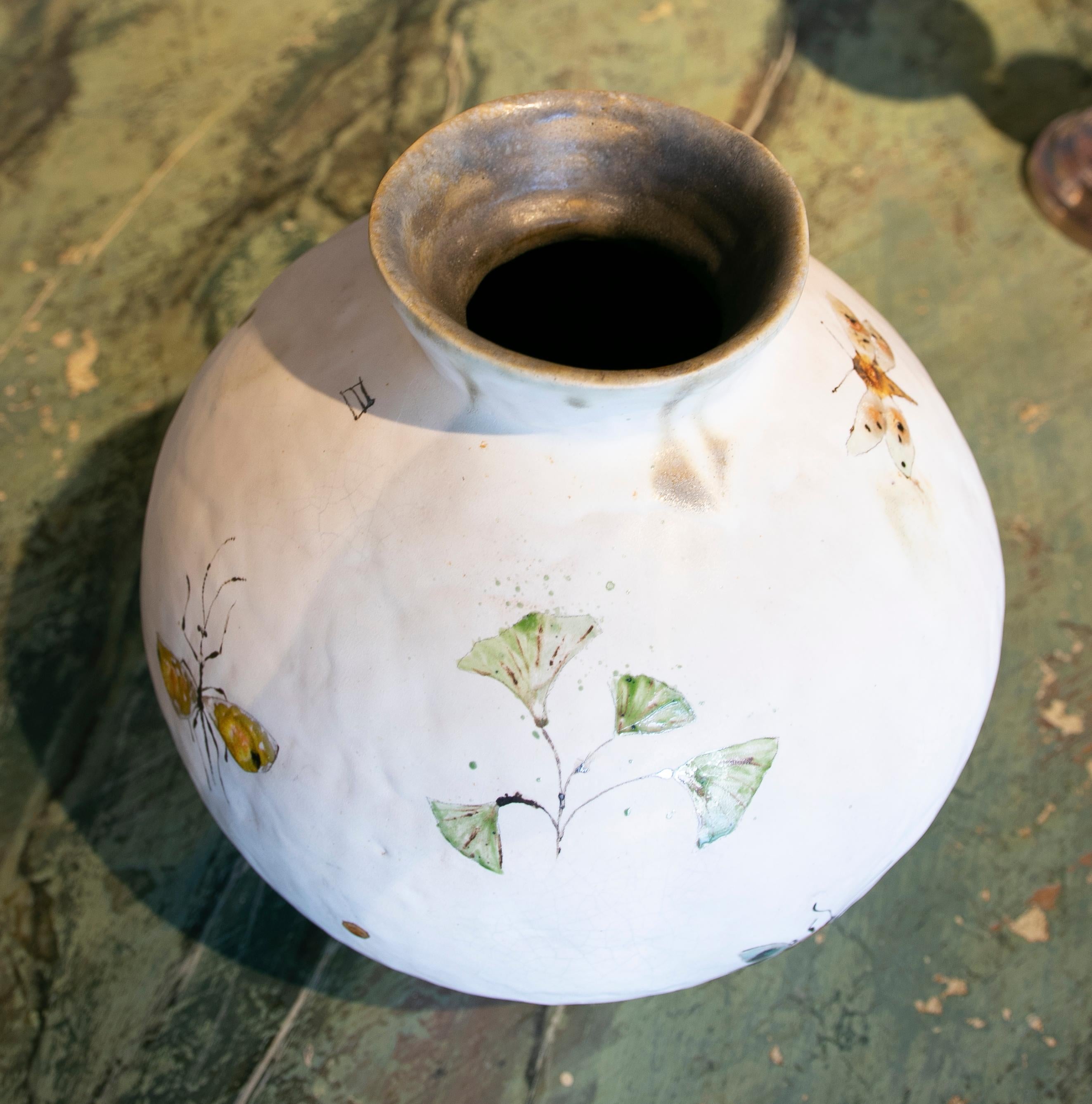 Round-Shaped Vase in Hand-Painted Ceramic with Insects 9