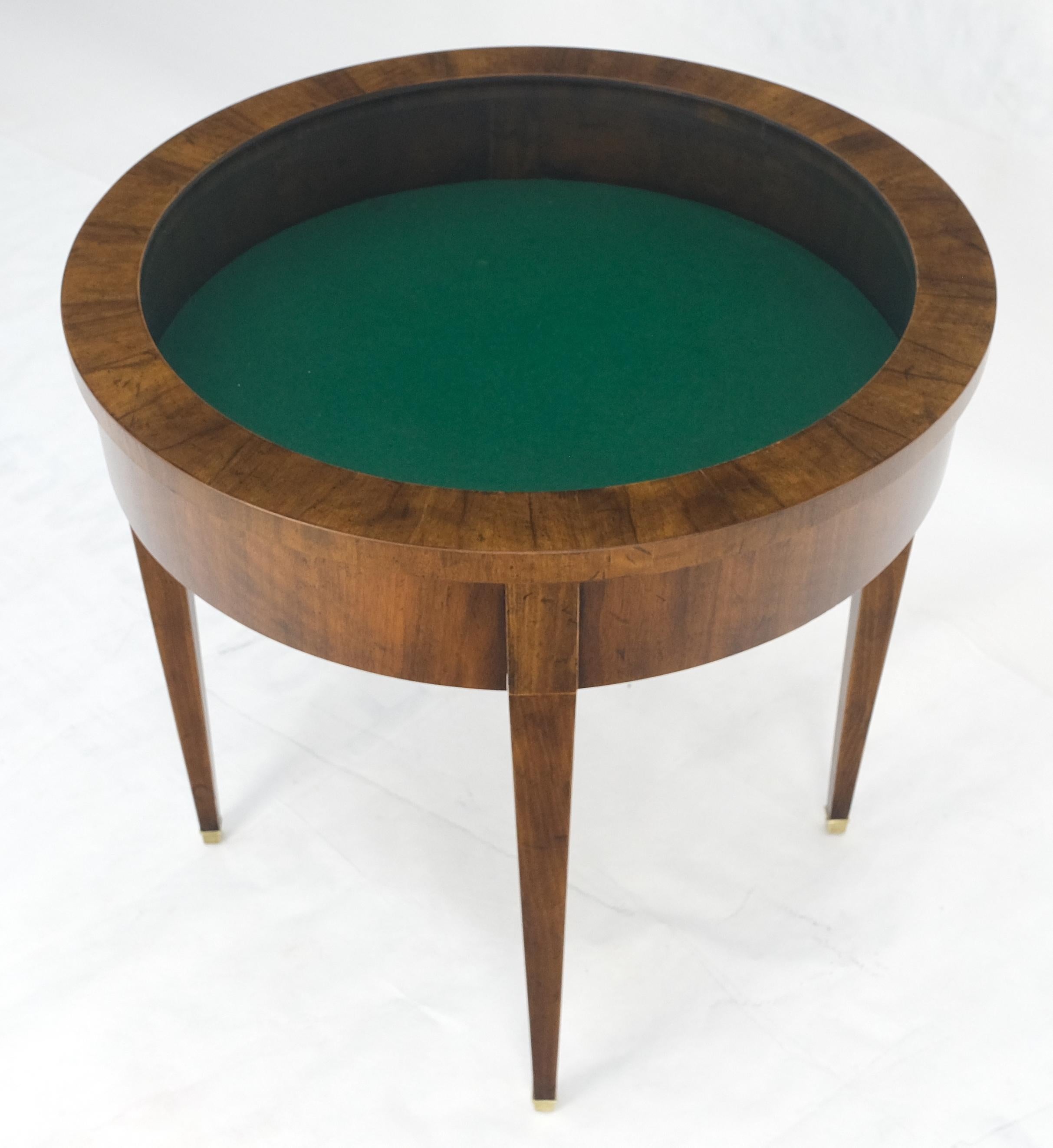 Round Showcase Display Glass Lid Compartment  Side End Table Compartment MINT! For Sale 7