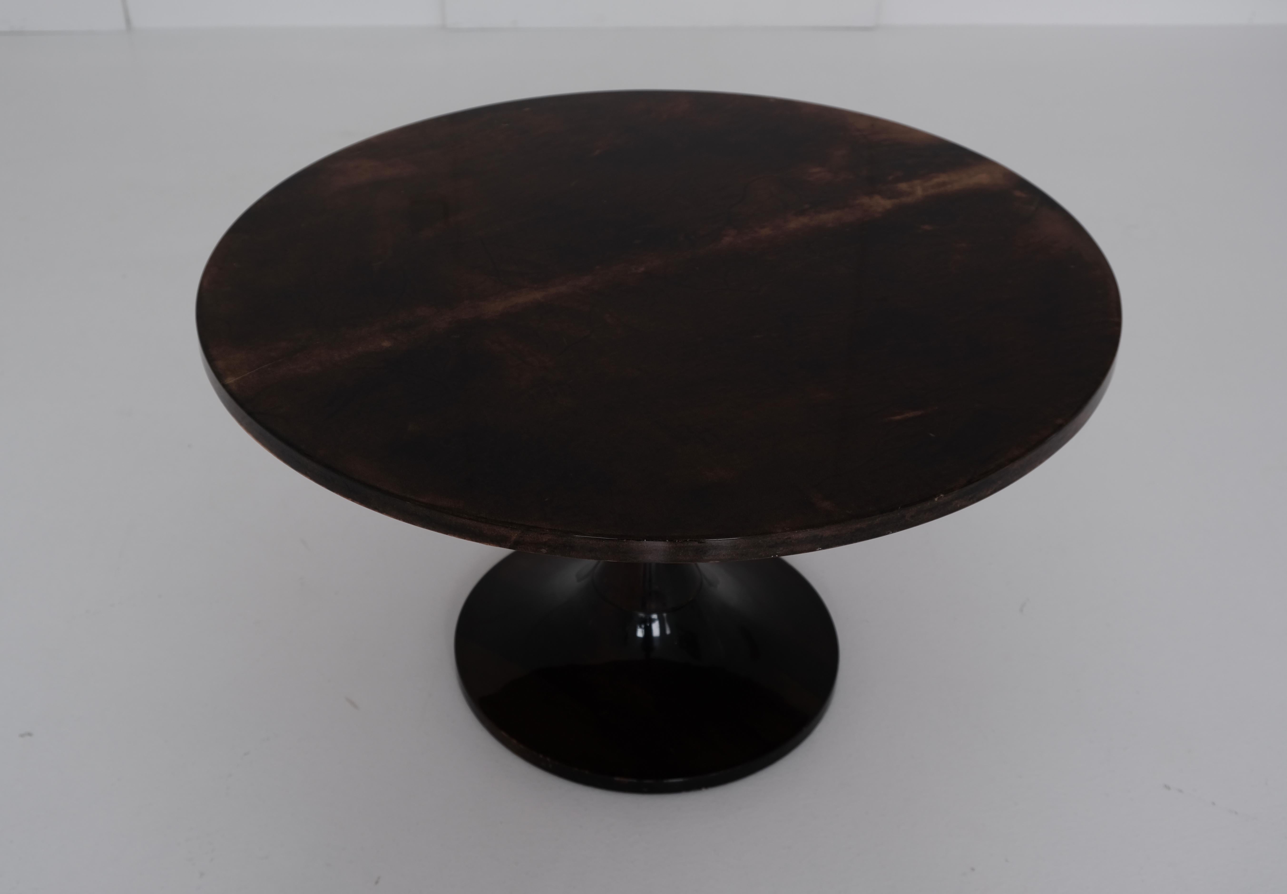Mid-Century Modern Round side table by Aldo Tura in lacquered goat skin, Italy 1960s For Sale