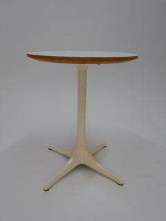 Tavolino rotondo di George Nelson per Herman Miller