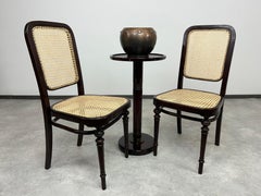 Round side table by Thonet