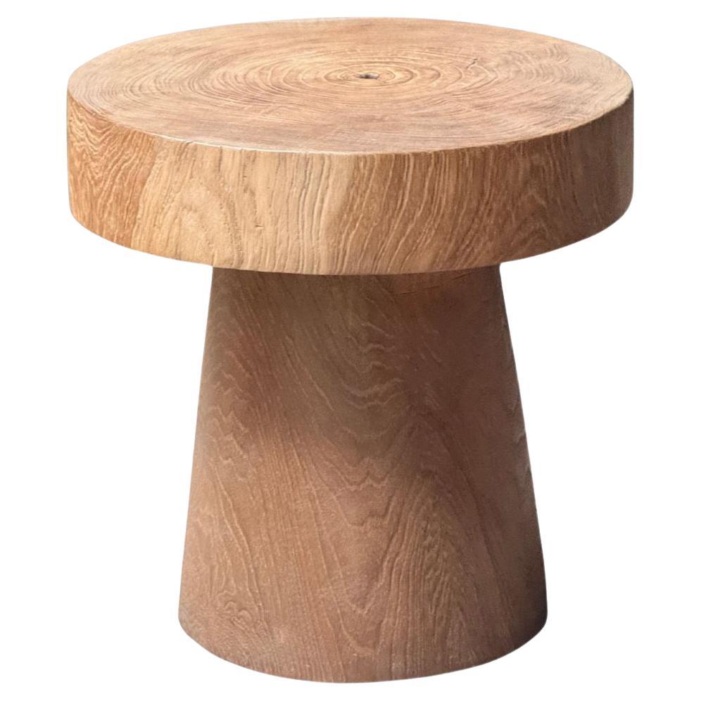 Mesa auxiliar redonda de madera de teca, moderna y orgánica