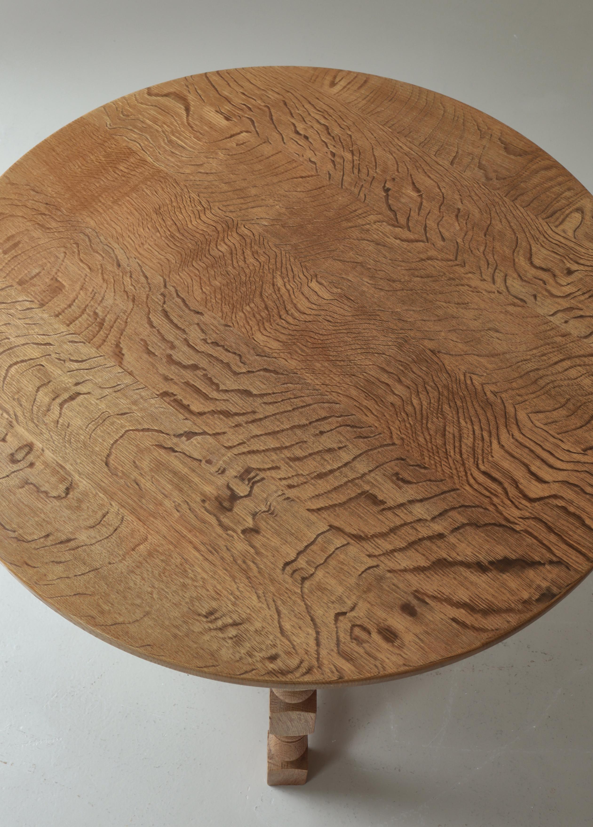 Round Side Table in Quartersawn Oak by Henry Kjærnulf, 1960s, Denmark For Sale 6