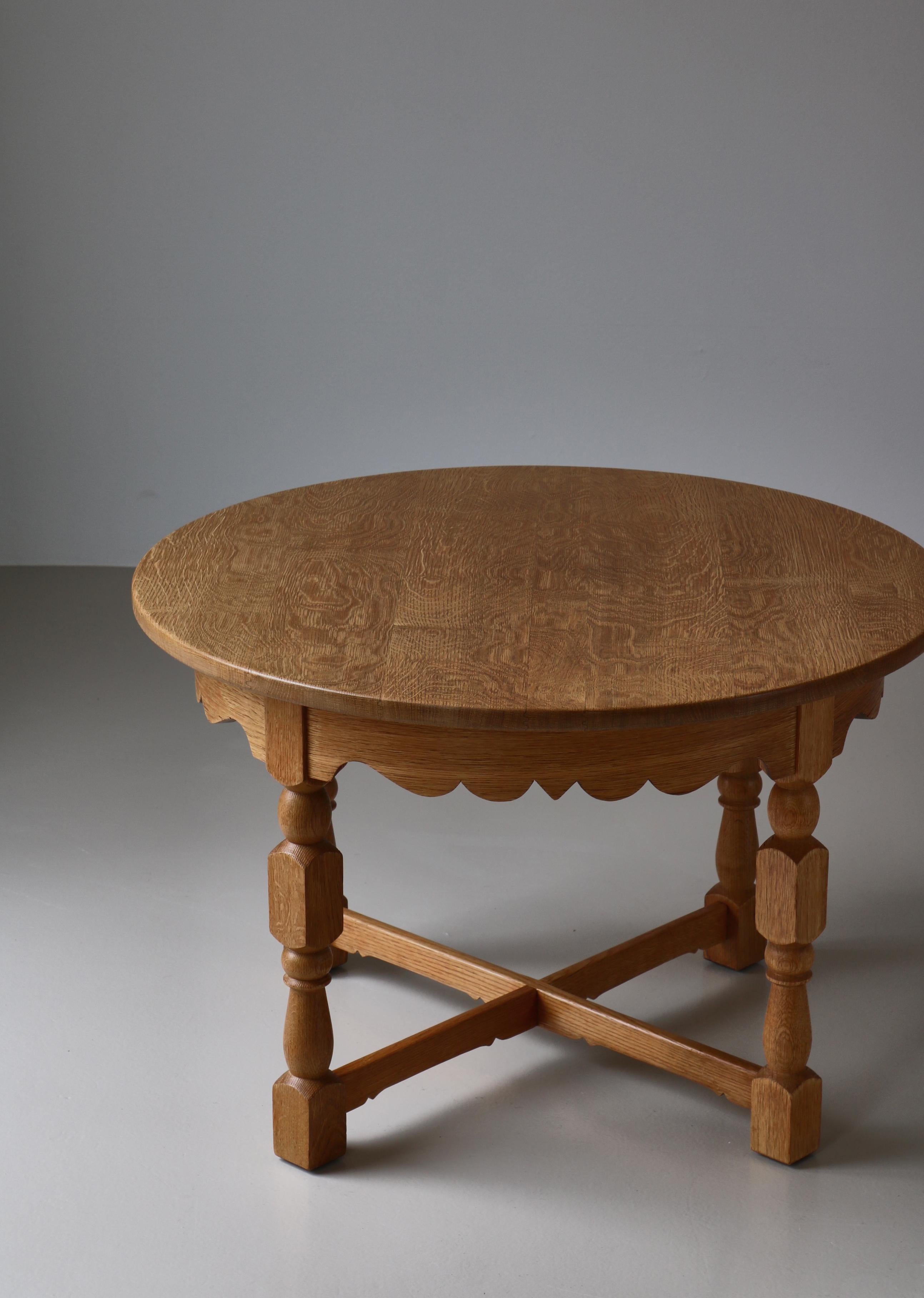 Mid-20th Century Round Side Table in Quartersawn Oak by Henry Kjærnulf, 1960s, Denmark For Sale