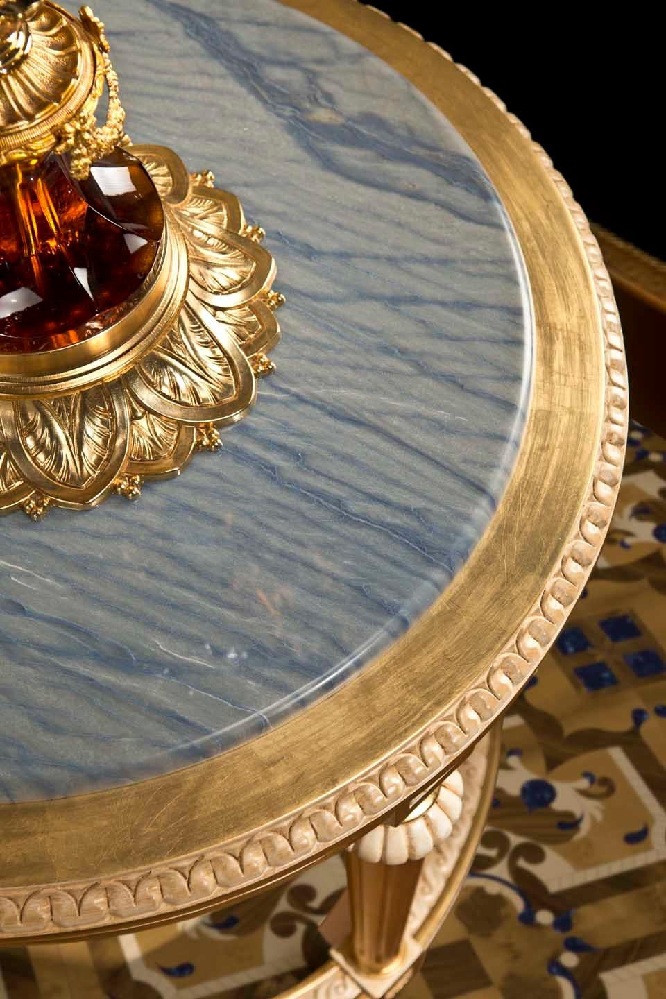 Round Side Table with Azul Marble Top and Luxury Gold Leaf by Modeneseodenese For Sale 5