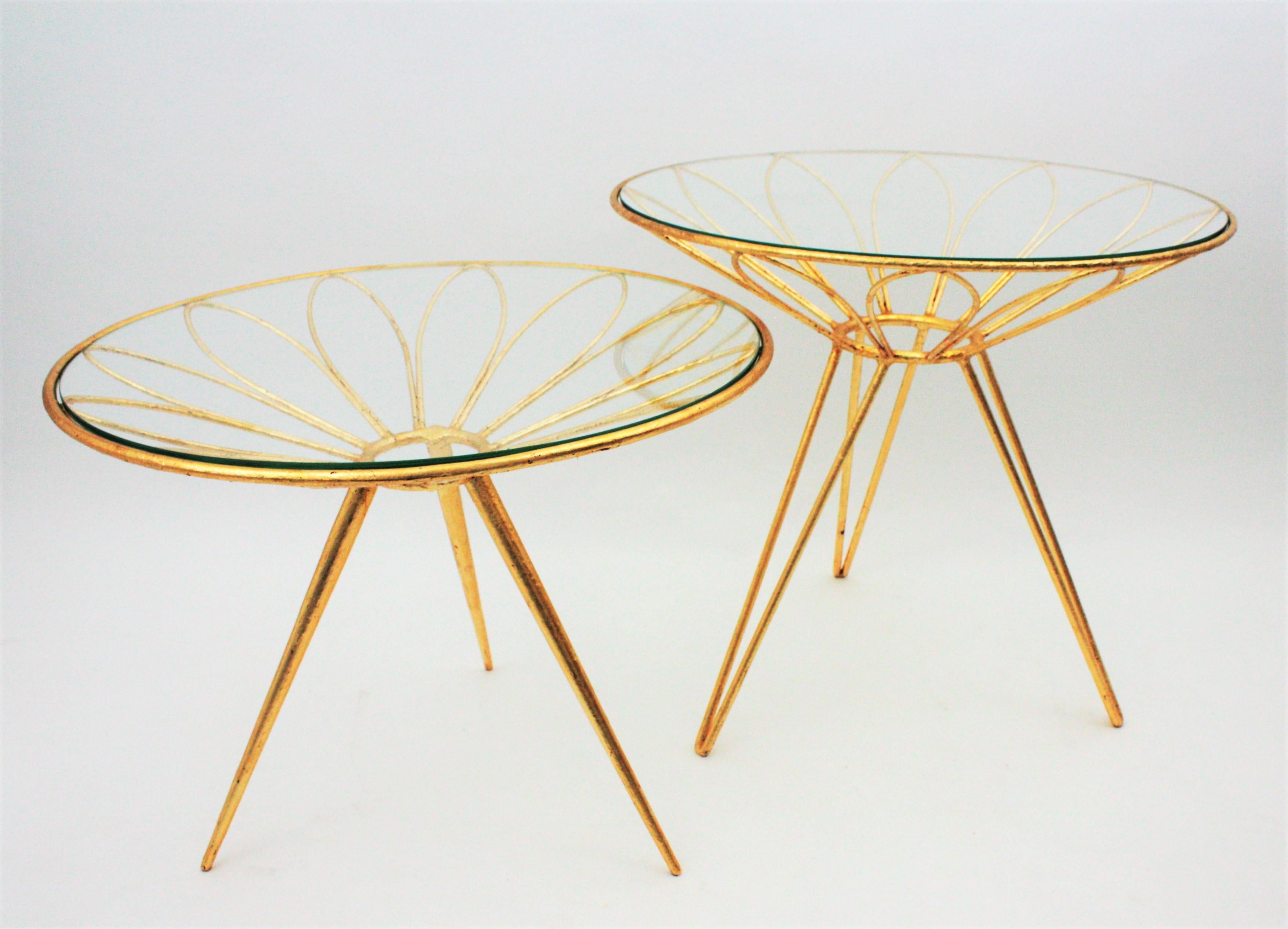 French Side Tables in Gilt Iron Daisy Flower Design, 1950s For Sale 7