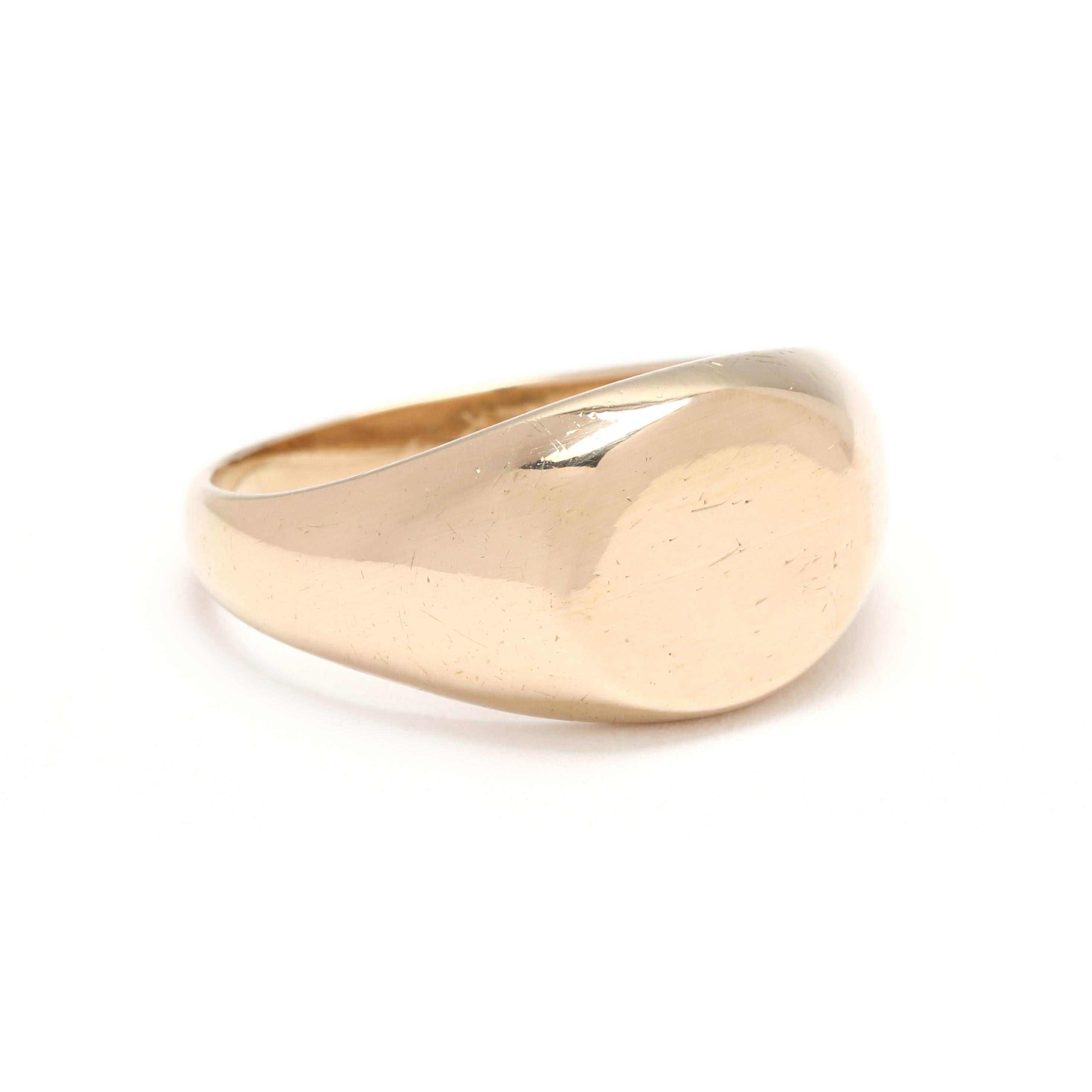 Anello misura 7,25

Lunghezza: 10,8 mm

Peso: 3 dwts. / 4,6 grammi

Timbri: 